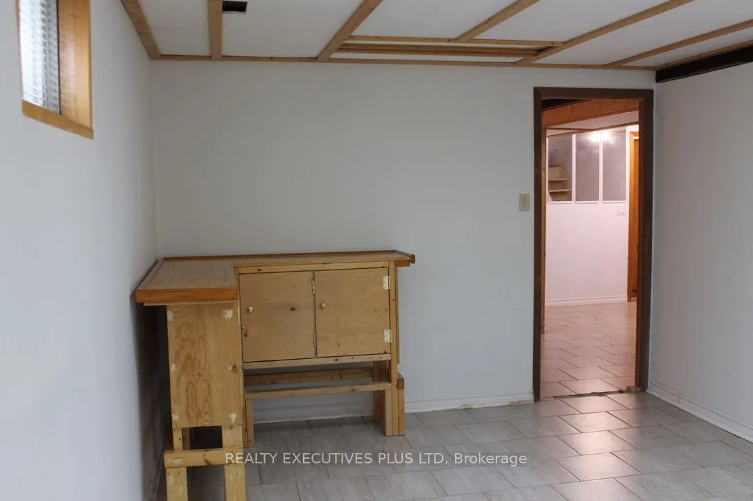 1122 Highgate Place