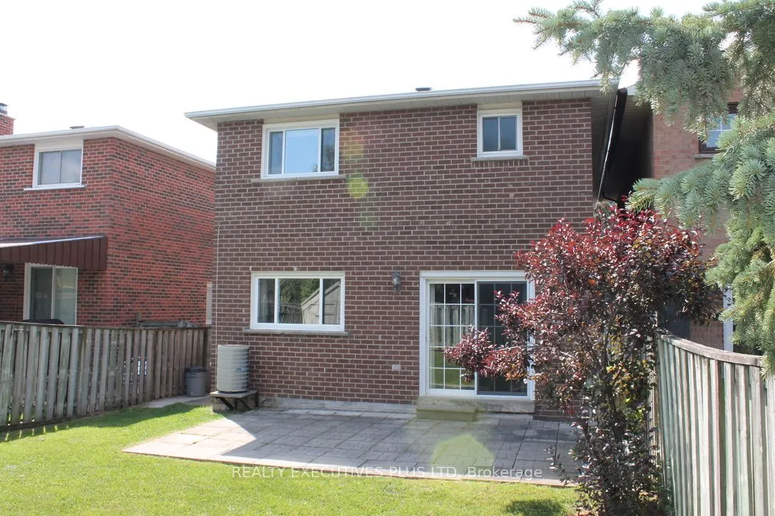 1122 Highgate Place