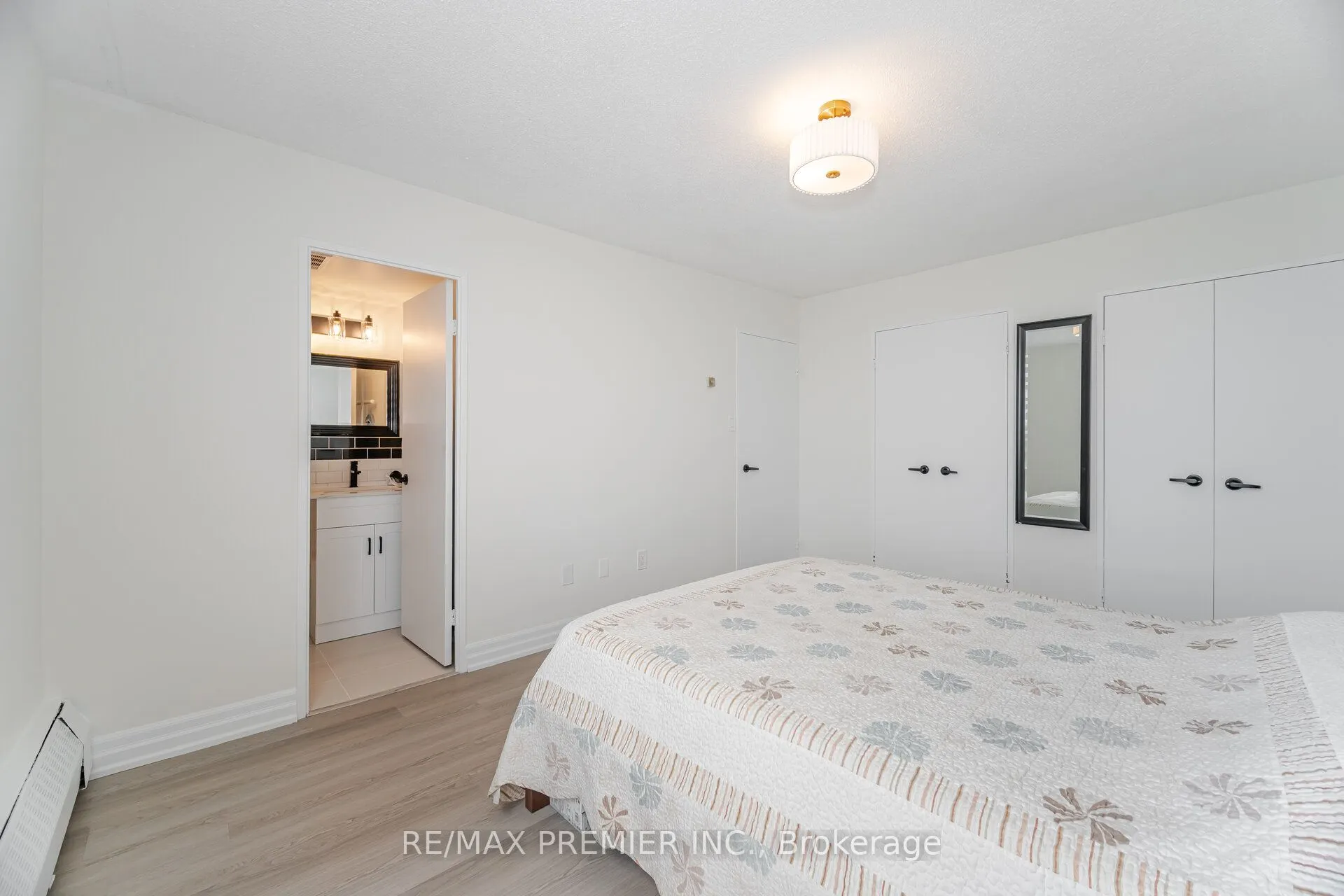 25 Four Winds Drive, #811