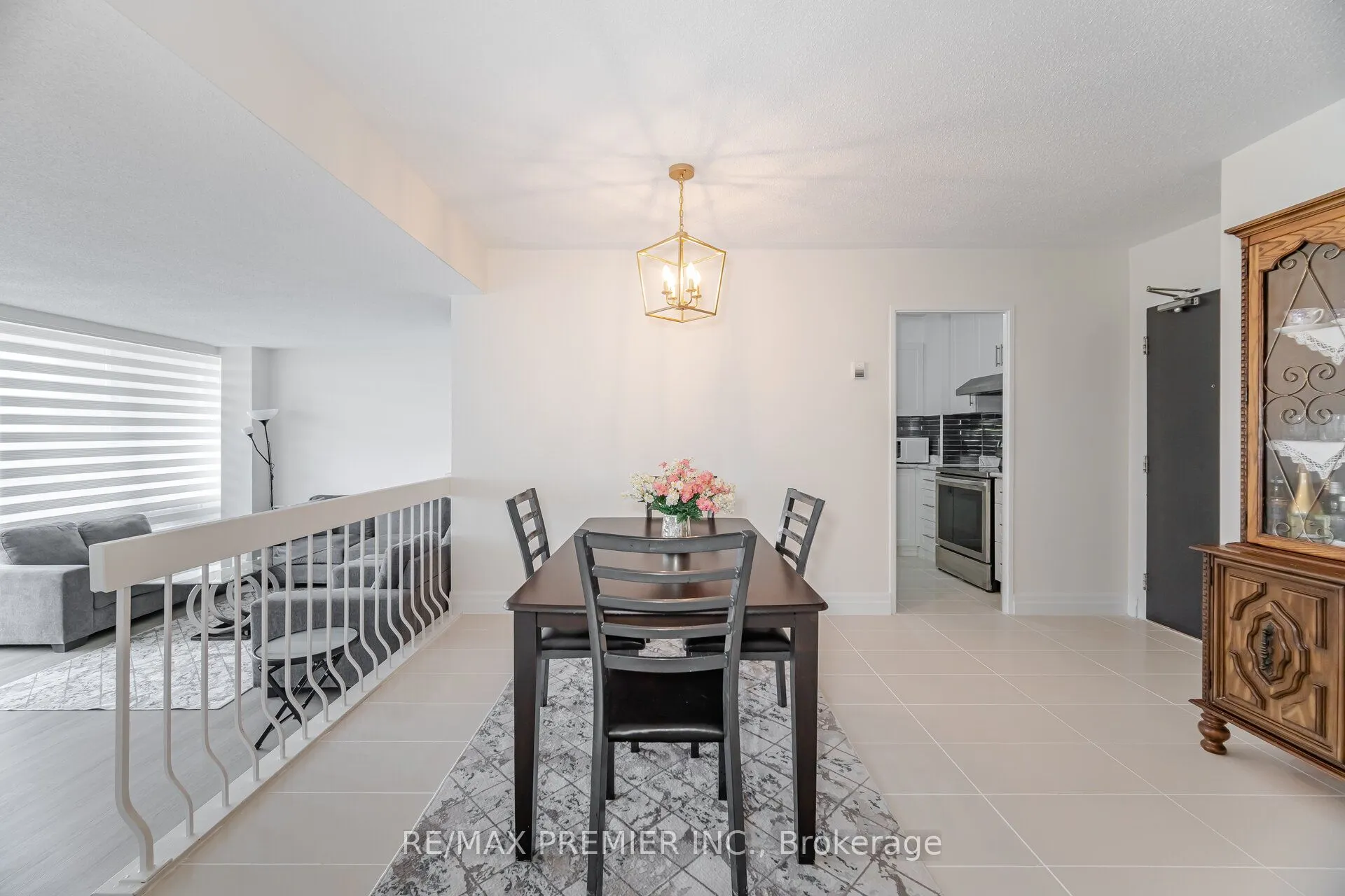 25 Four Winds Drive, #811