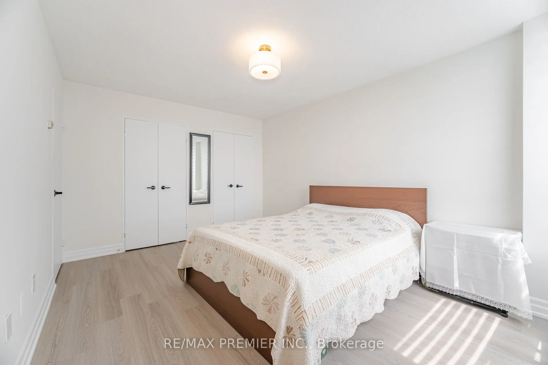 25 Four Winds Drive, #811