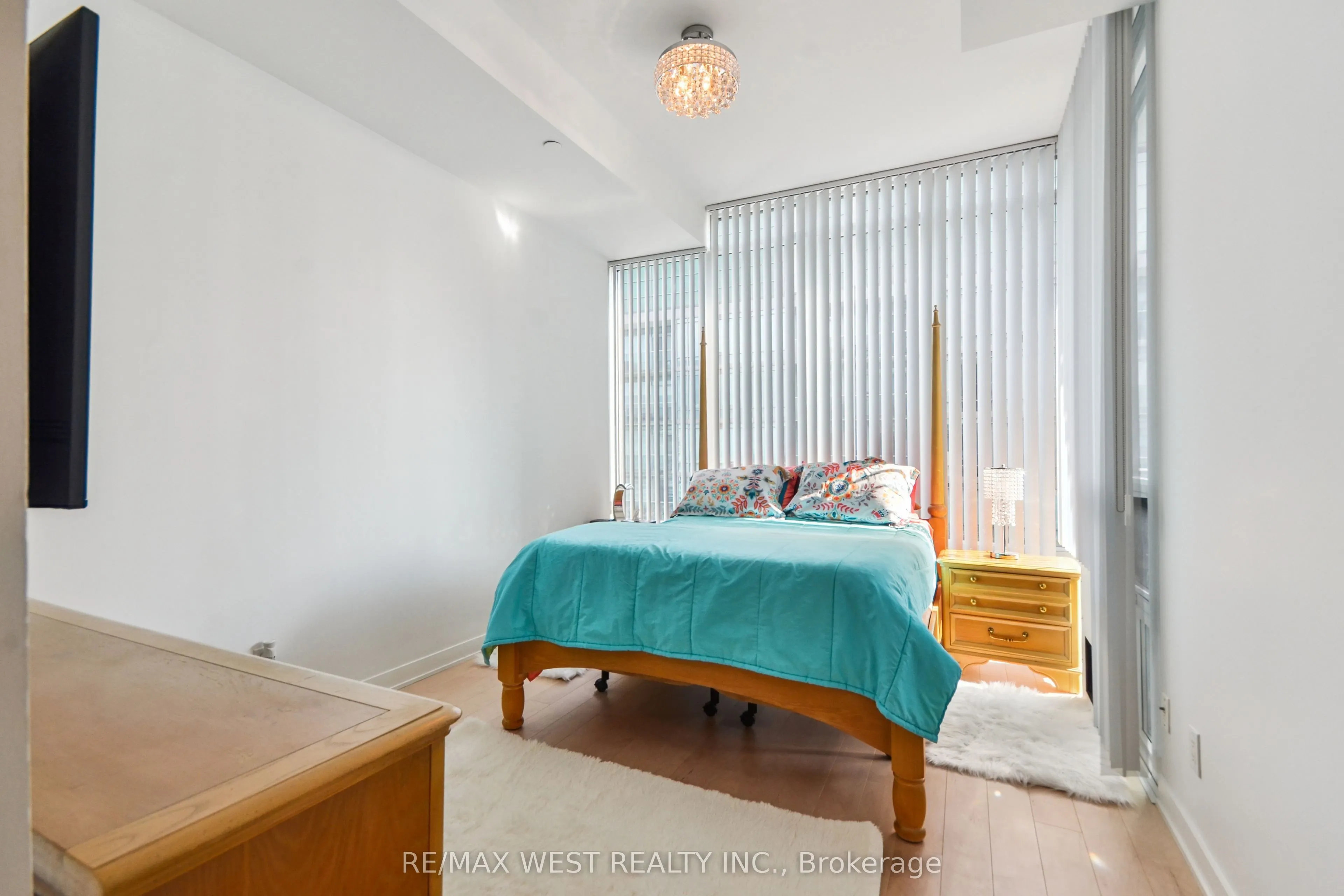 88 Park Lawn Road, #2906