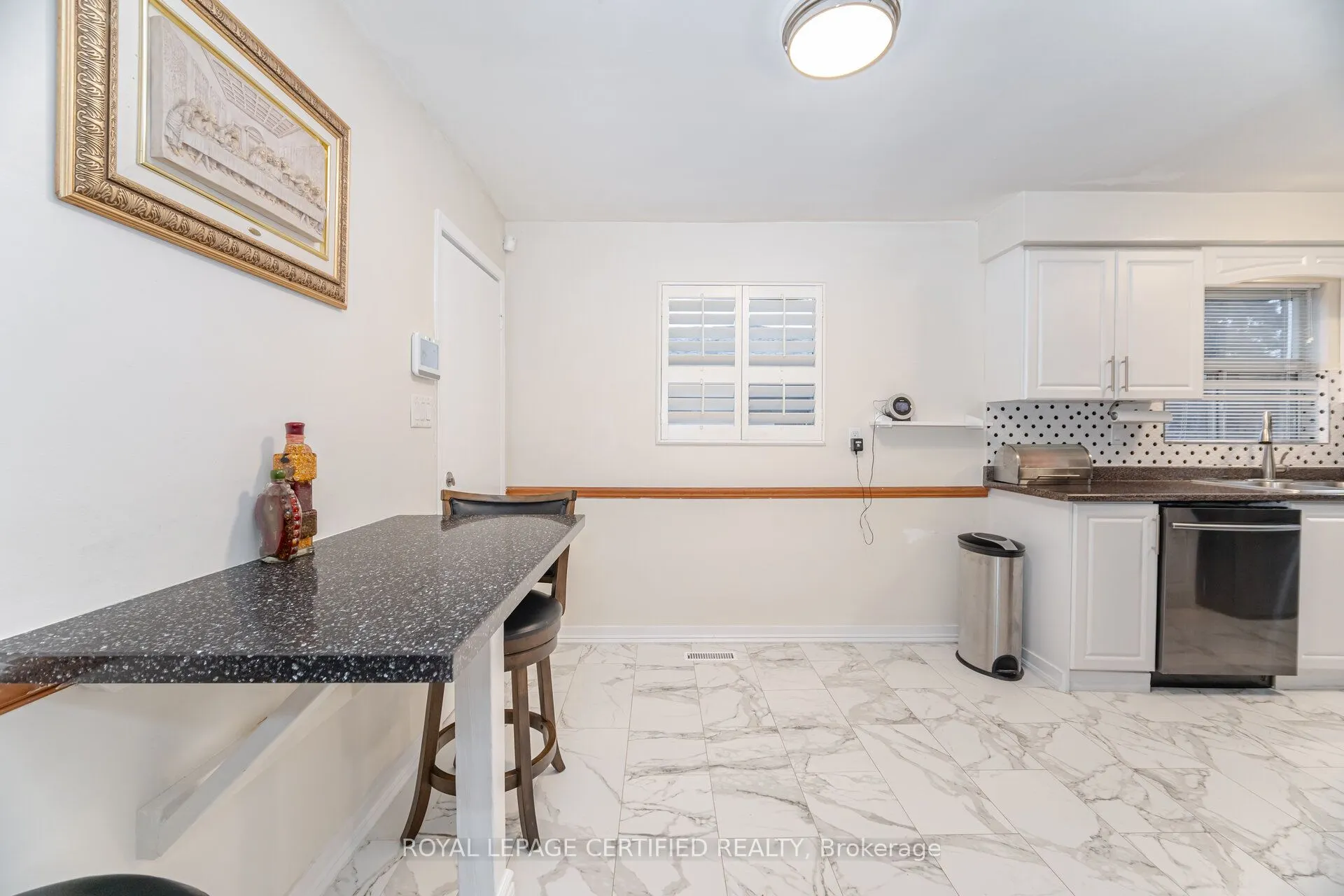 542 Lana Terrace
