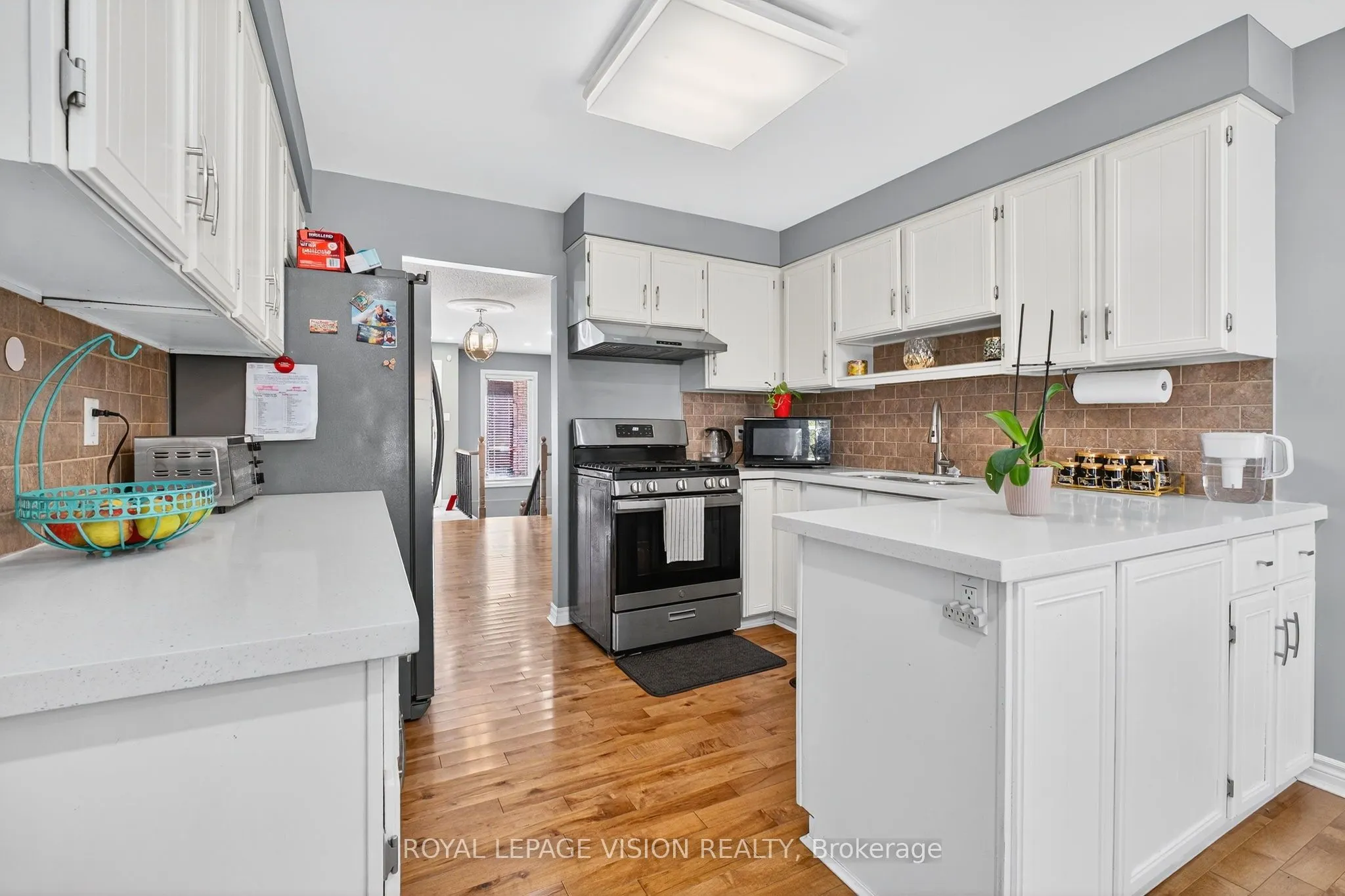 7 Montgomery Square