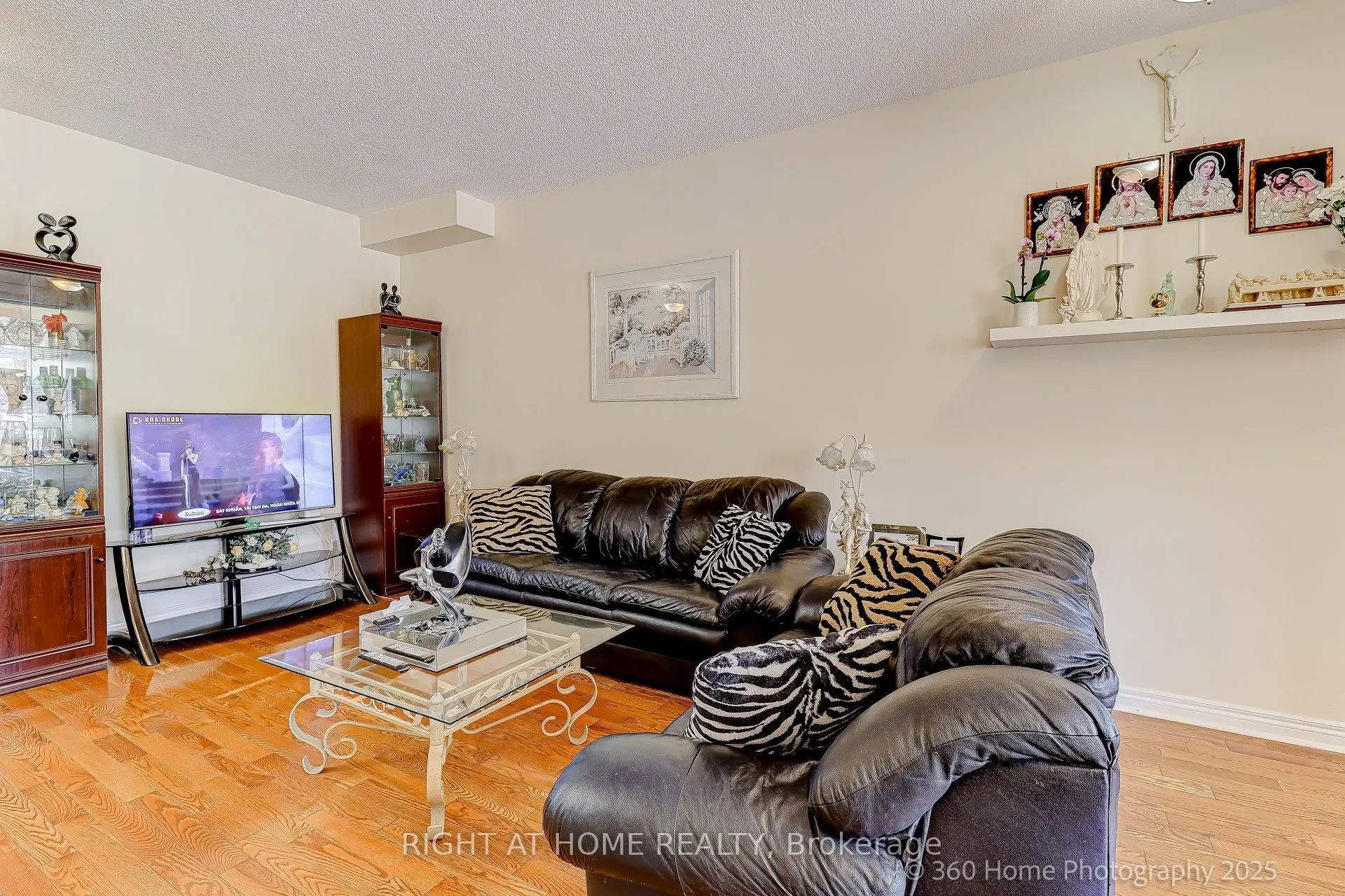 989 Ledbury Crescent