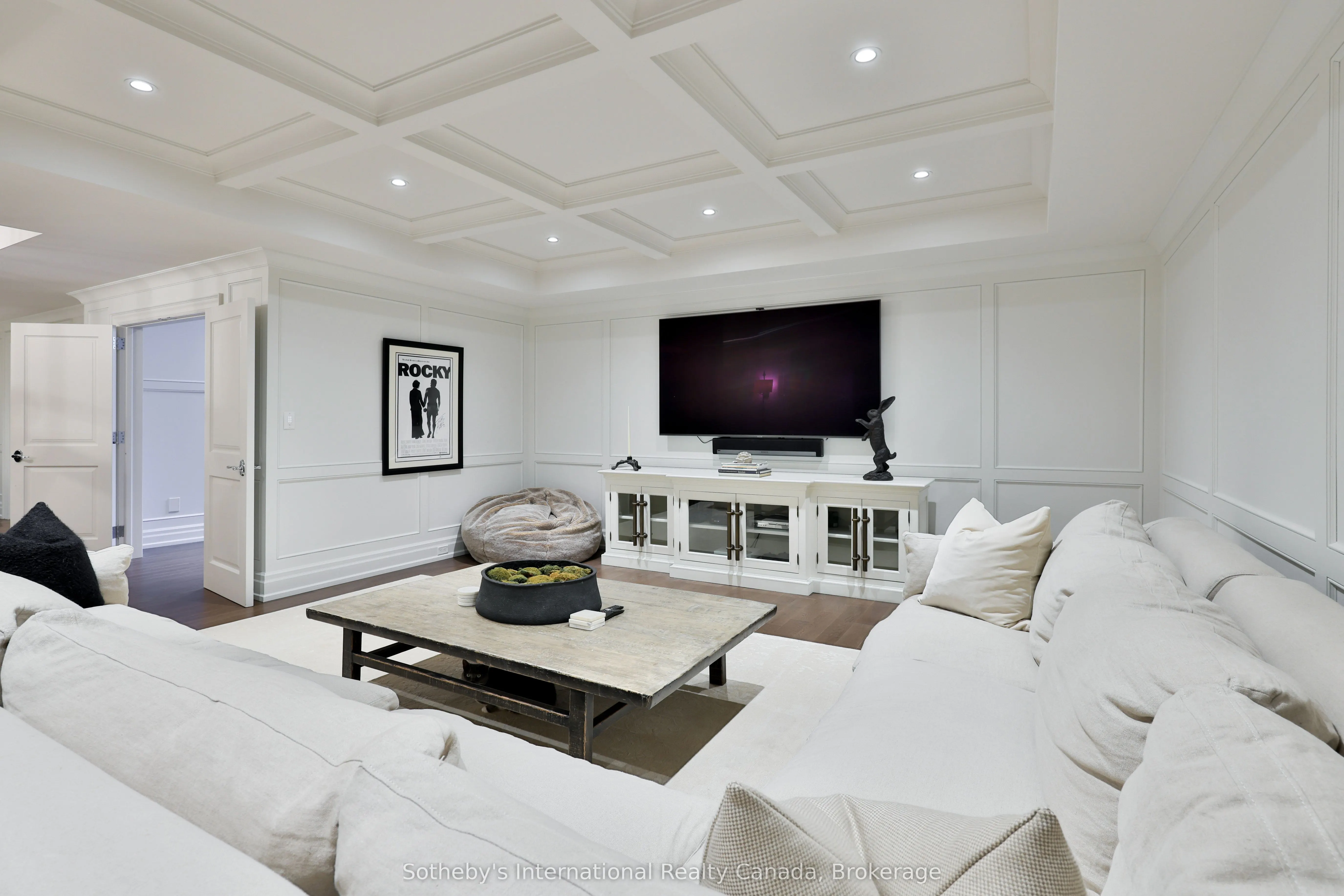 1497 Lakeshore Road W