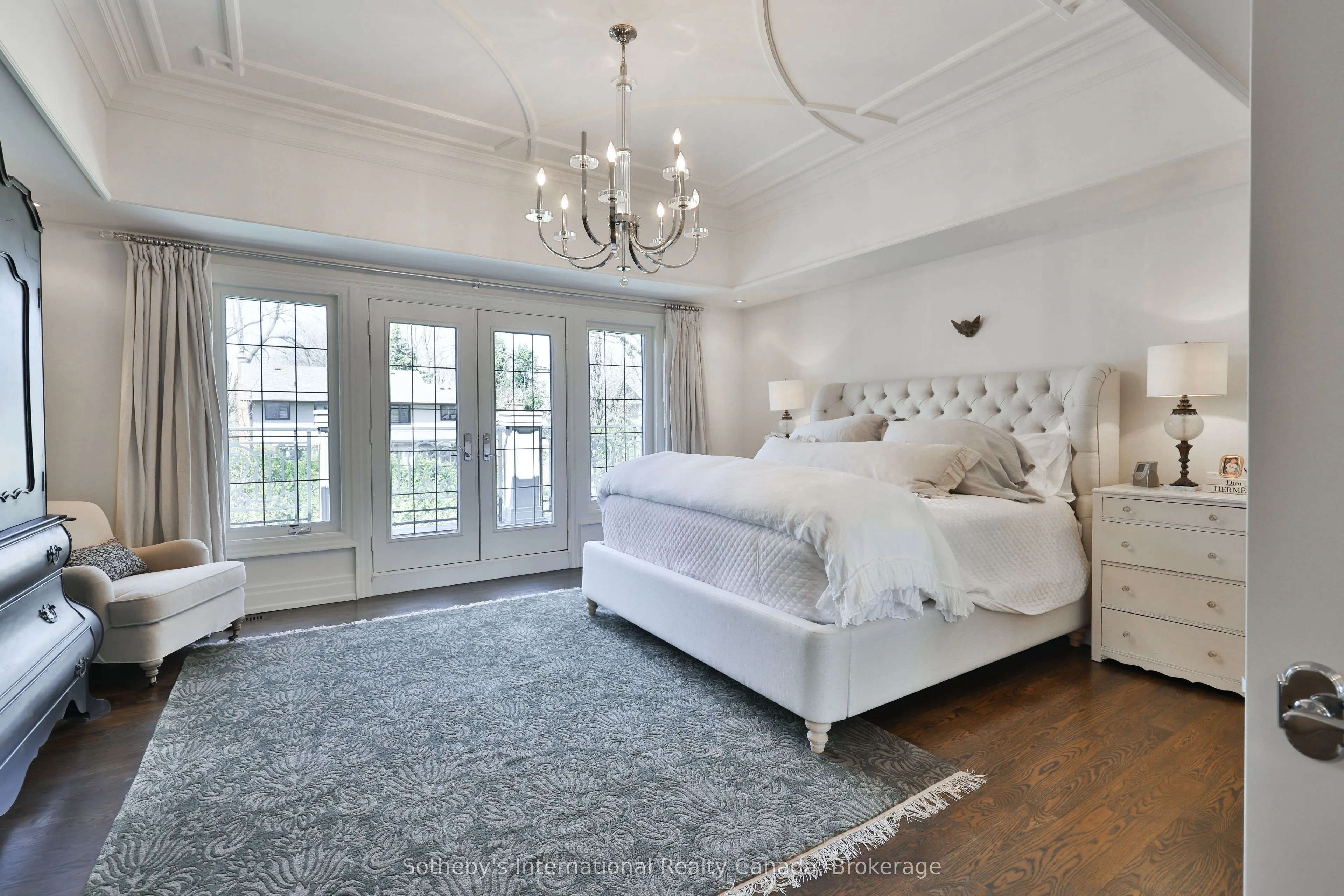 1497 Lakeshore Road W
