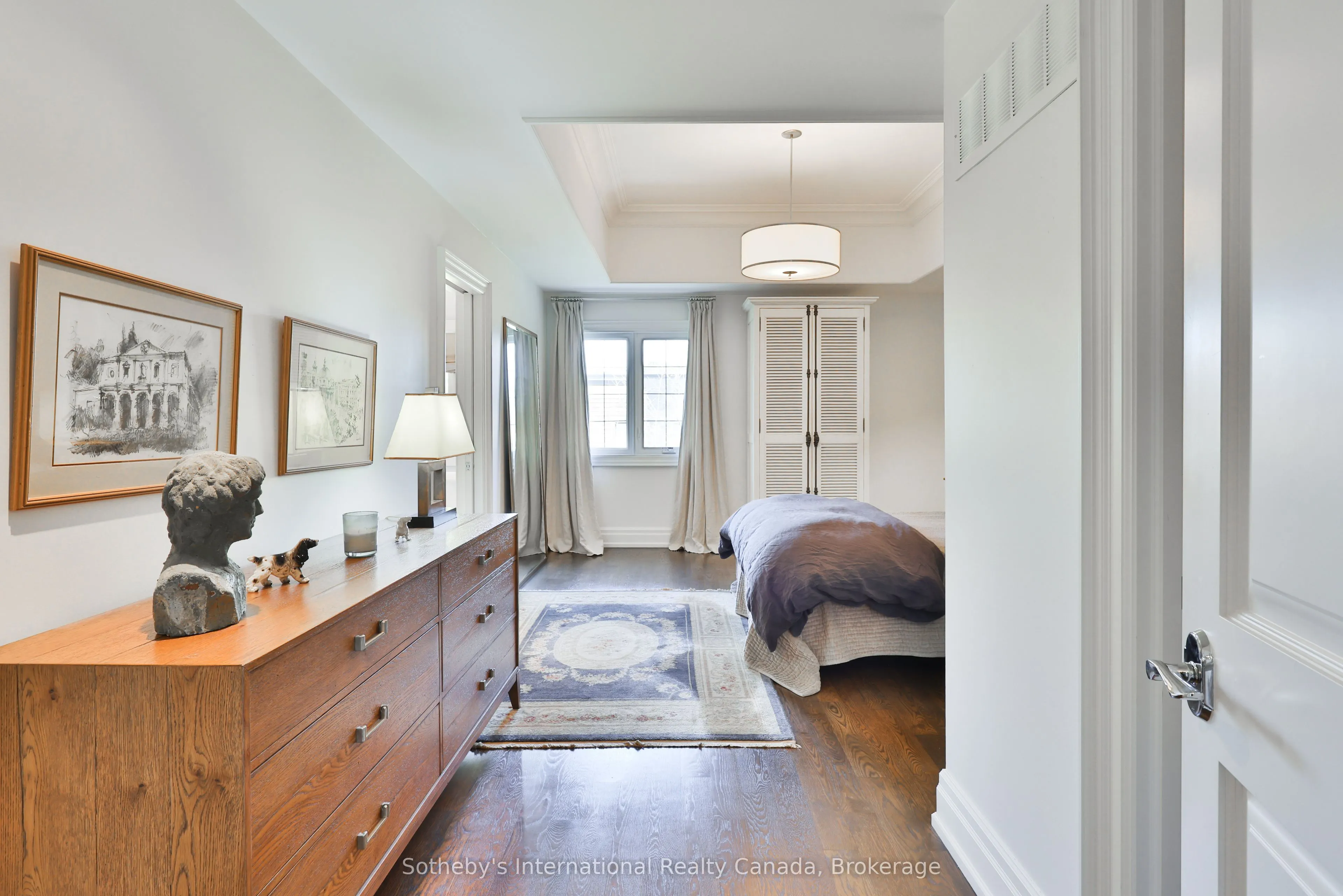 1497 Lakeshore Road W