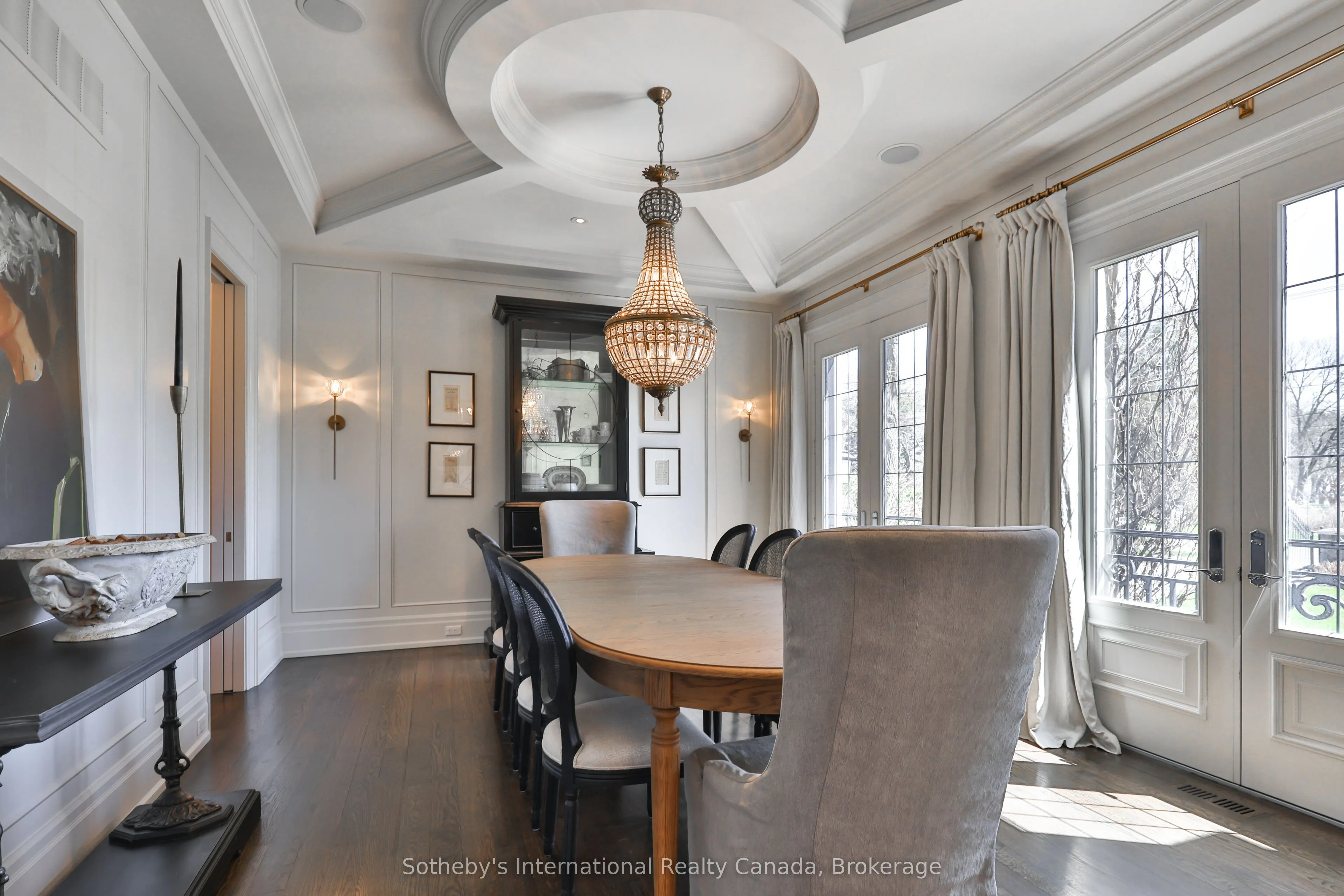 1497 Lakeshore Road W