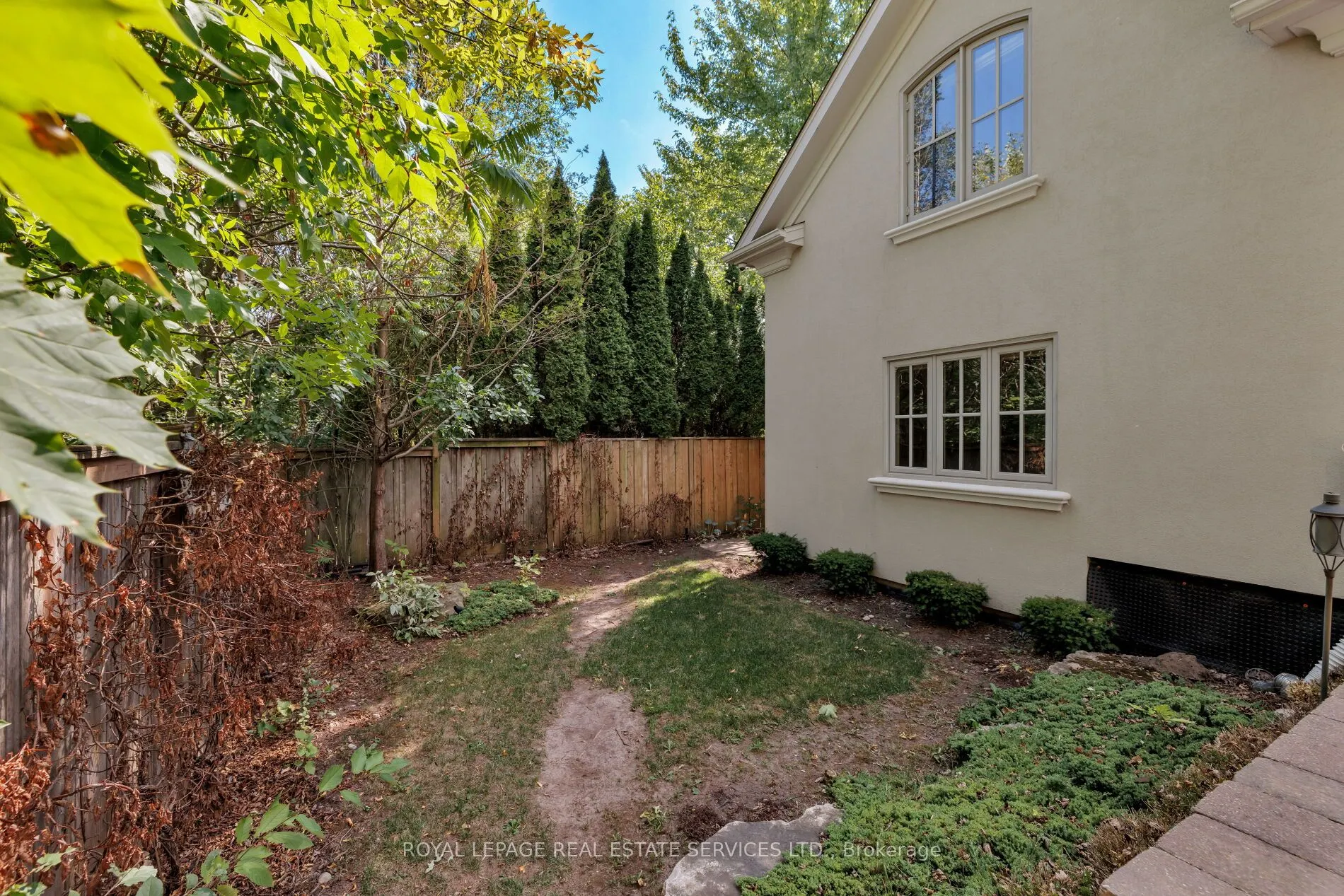 2448 Bridge Road