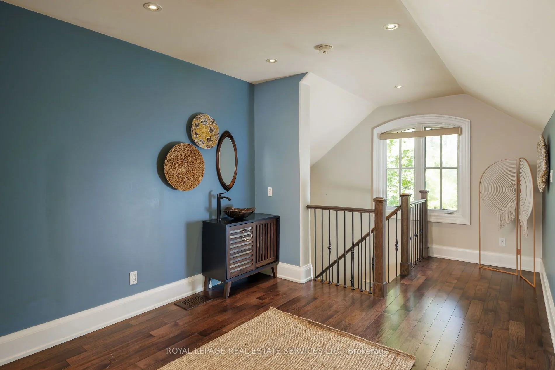 2448 Bridge Road