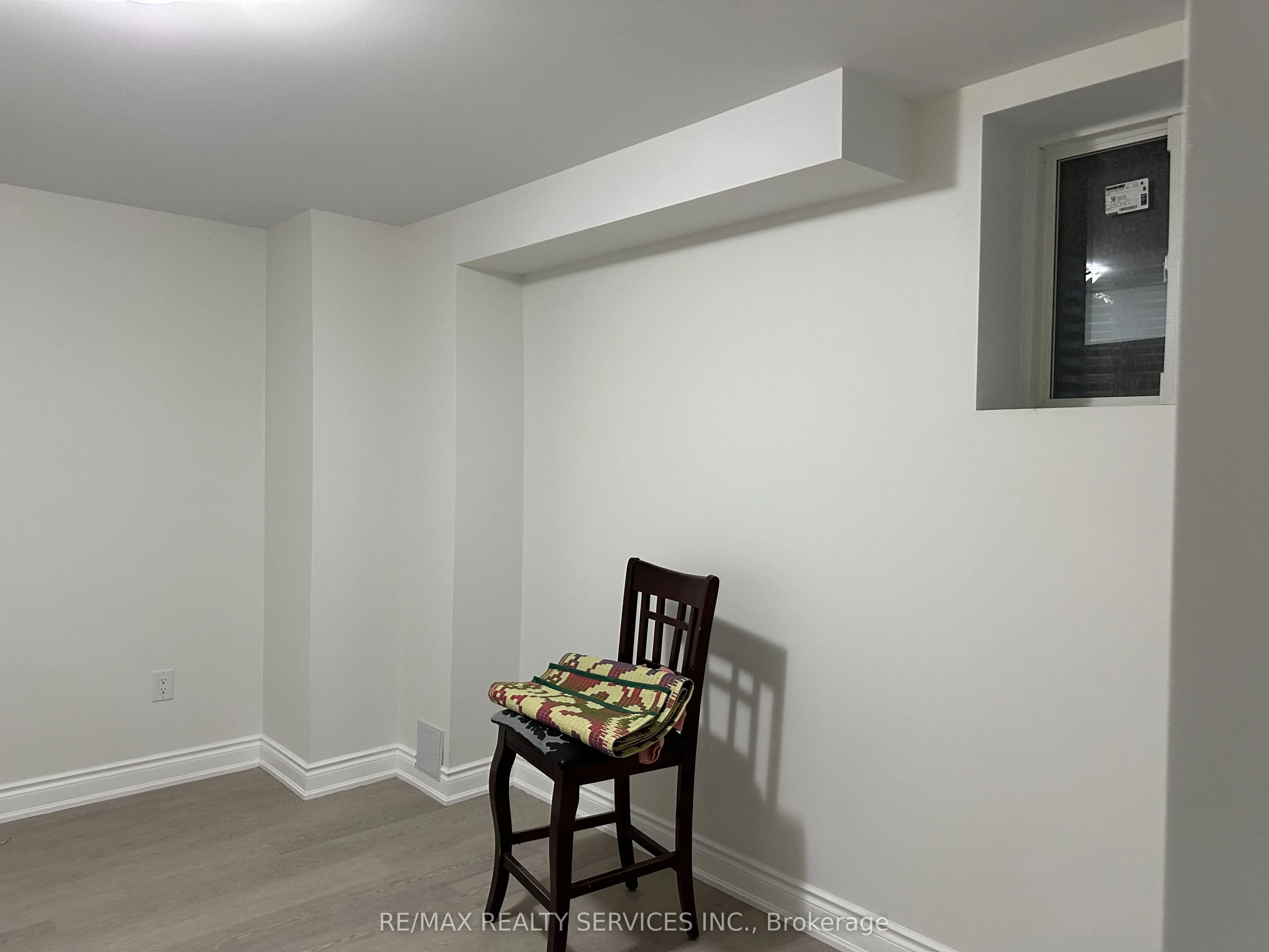 27 Roulette Crescent, #Basement