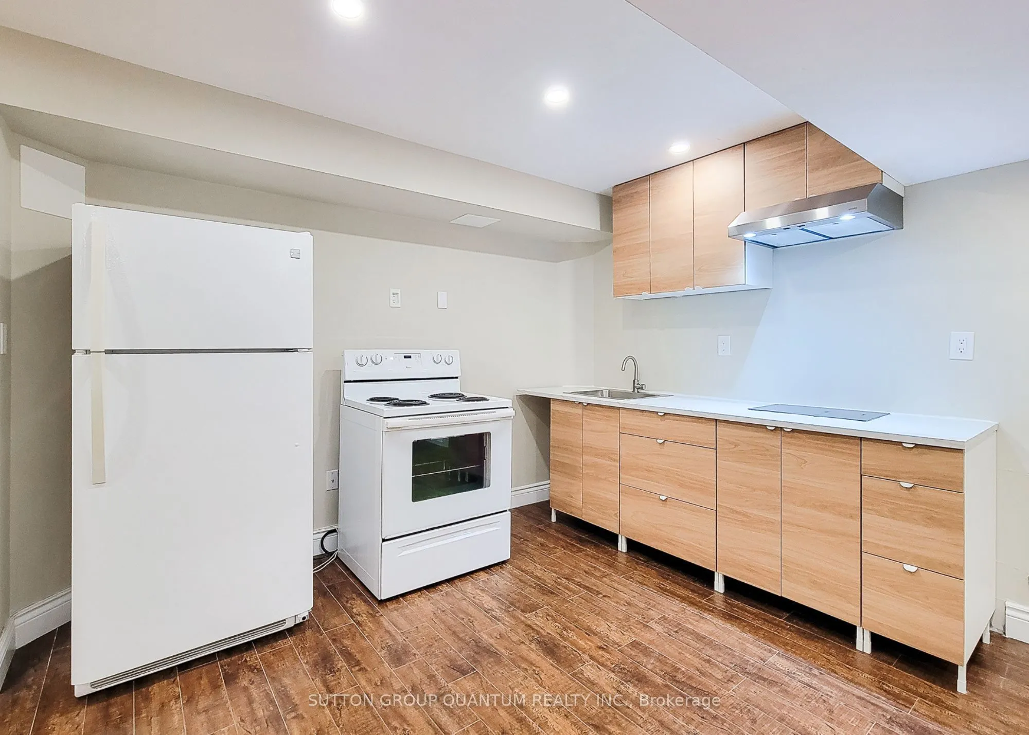 320 Leiterman Drive, #Lower