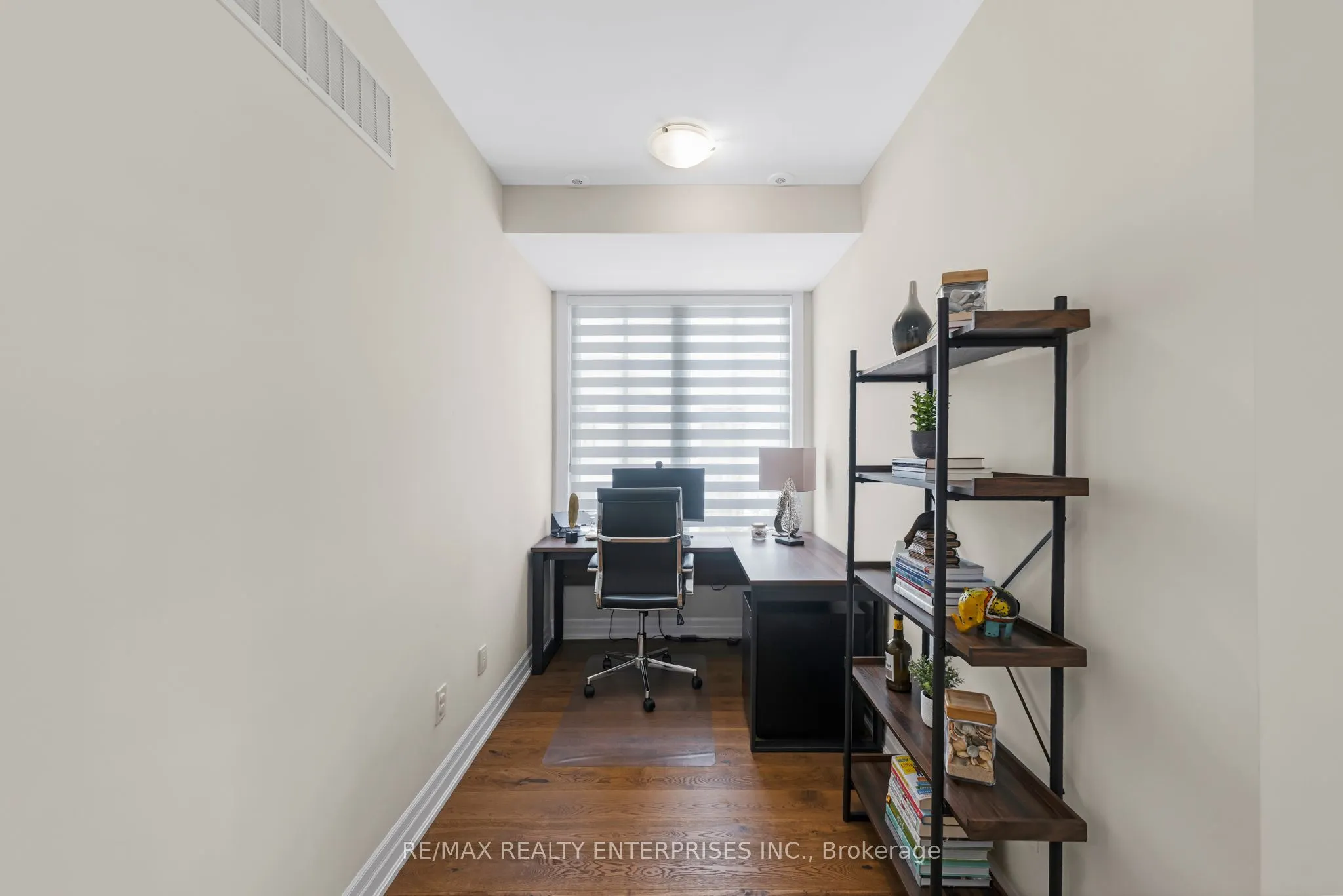 1195 Gooseberry Lane, #305