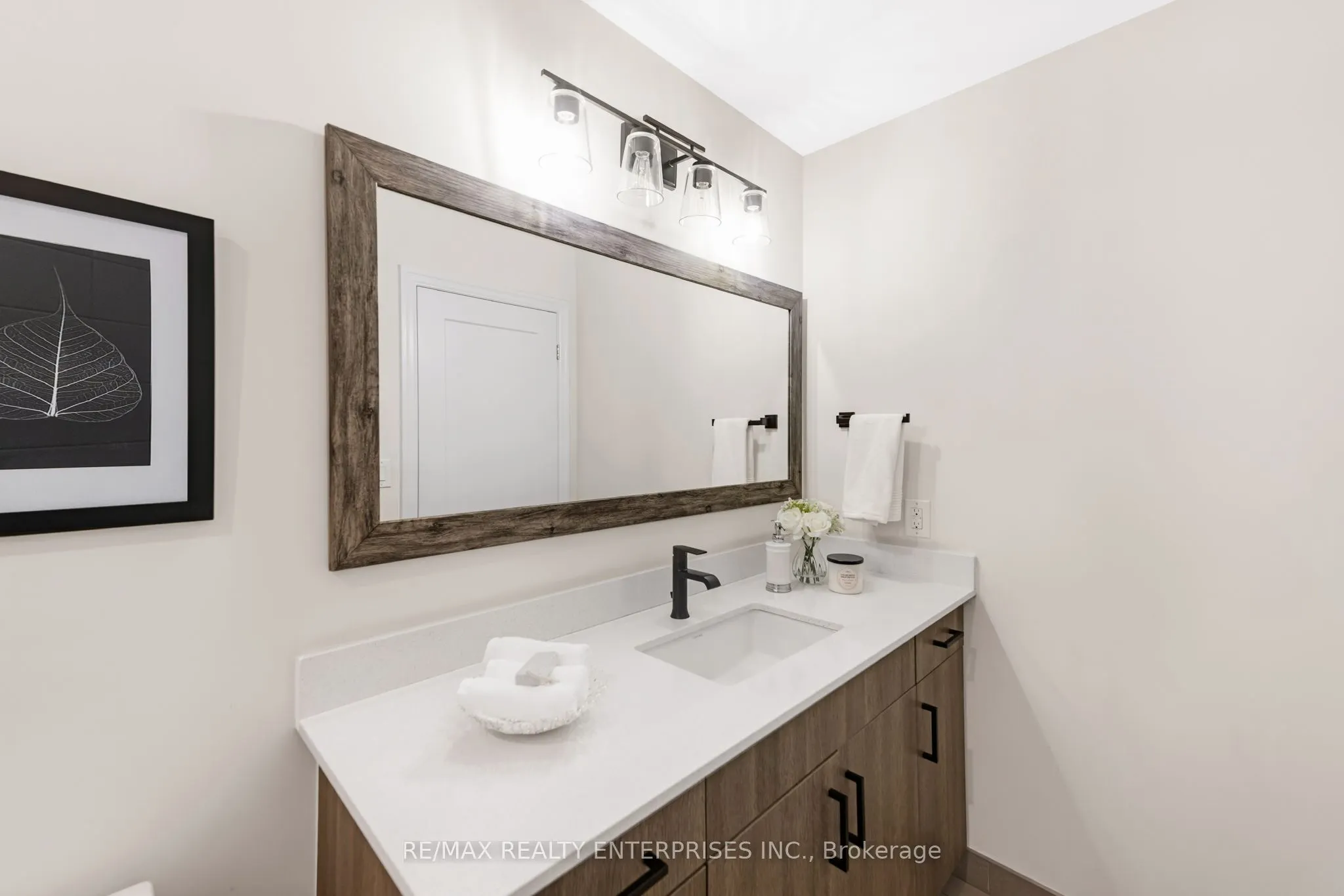 1195 Gooseberry Lane, #305