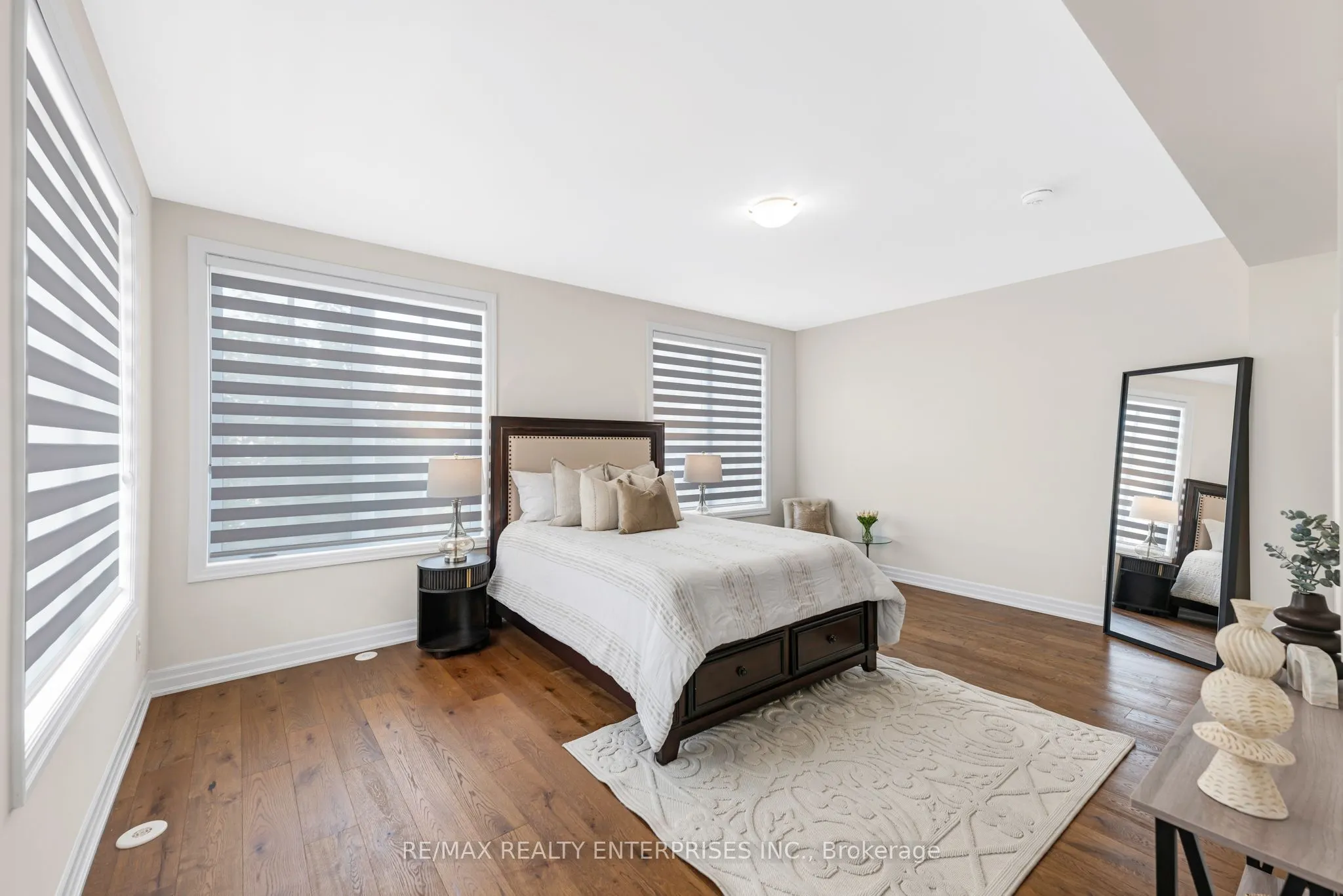 1195 Gooseberry Lane, #305