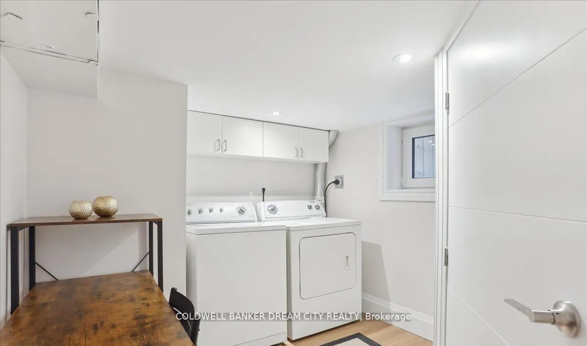 464 Maybank Avenue, #LOWER