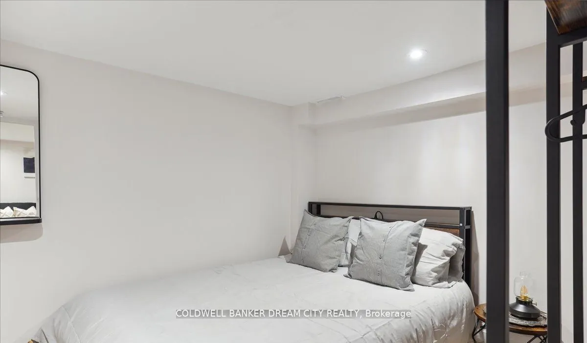 464 Maybank Avenue, #LOWER