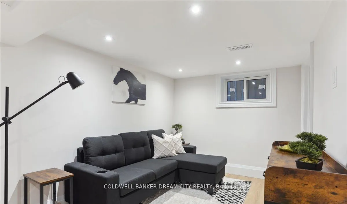 464 Maybank Avenue, #LOWER