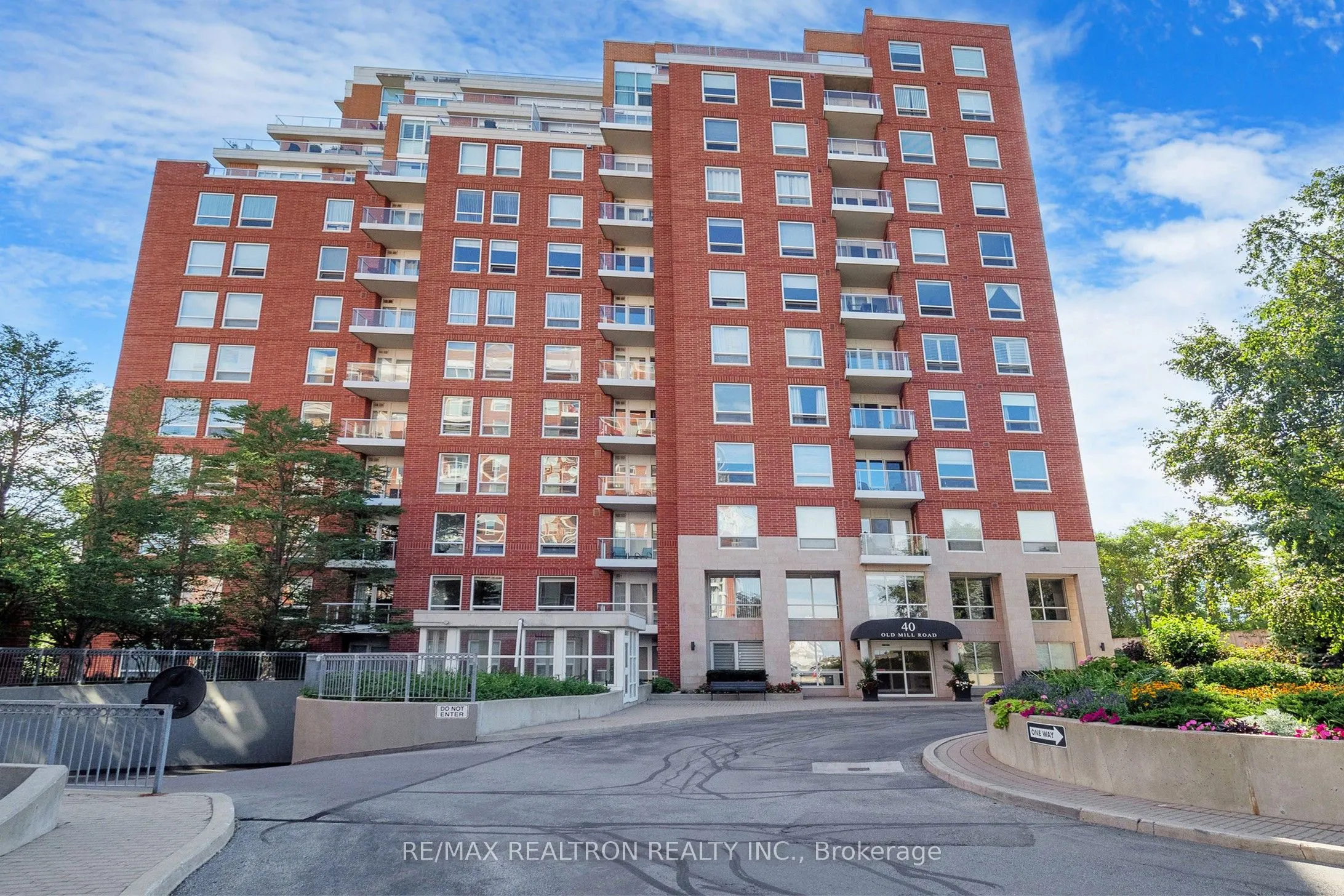 40 Old Mill Road, #303
