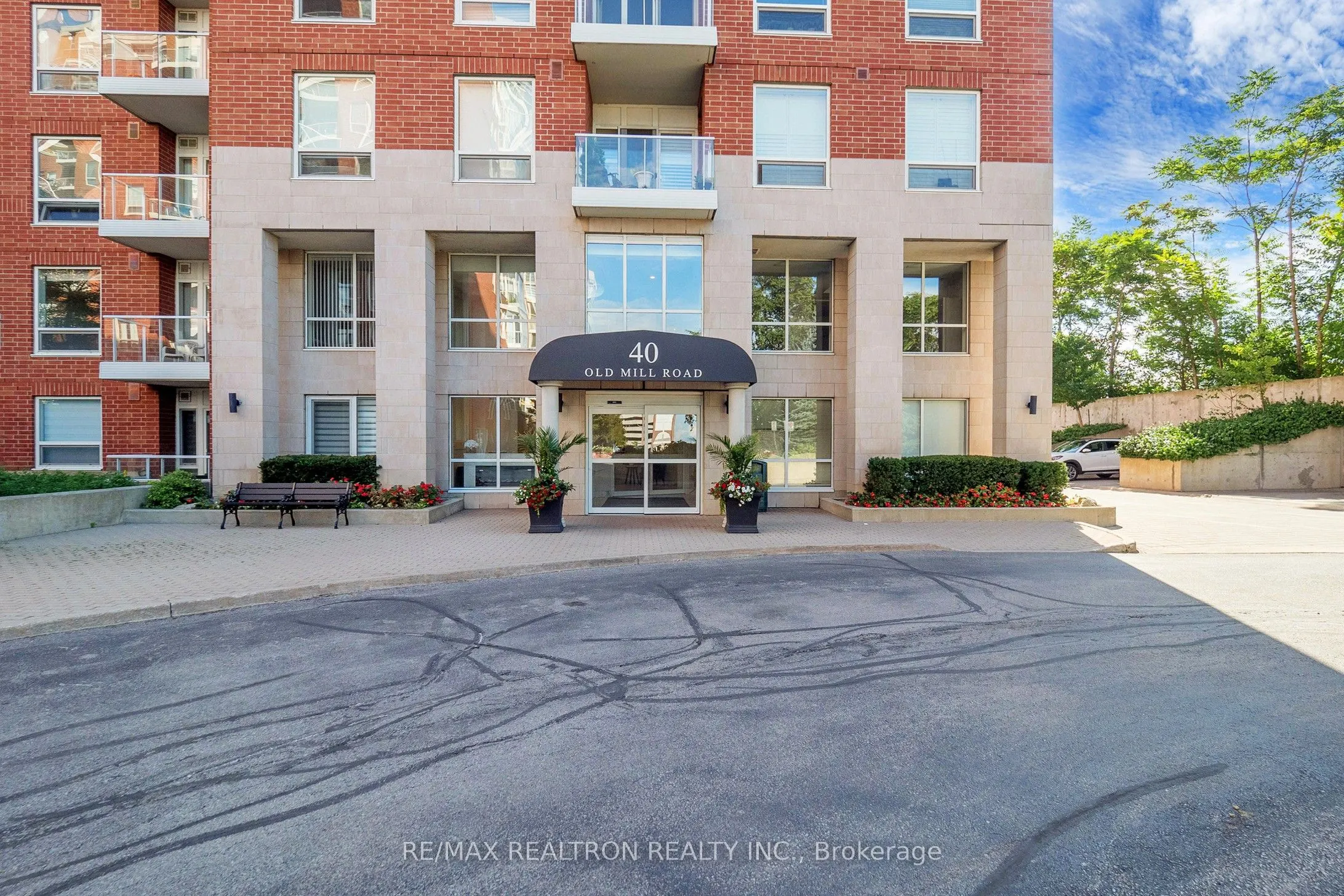 40 Old Mill Road, #303