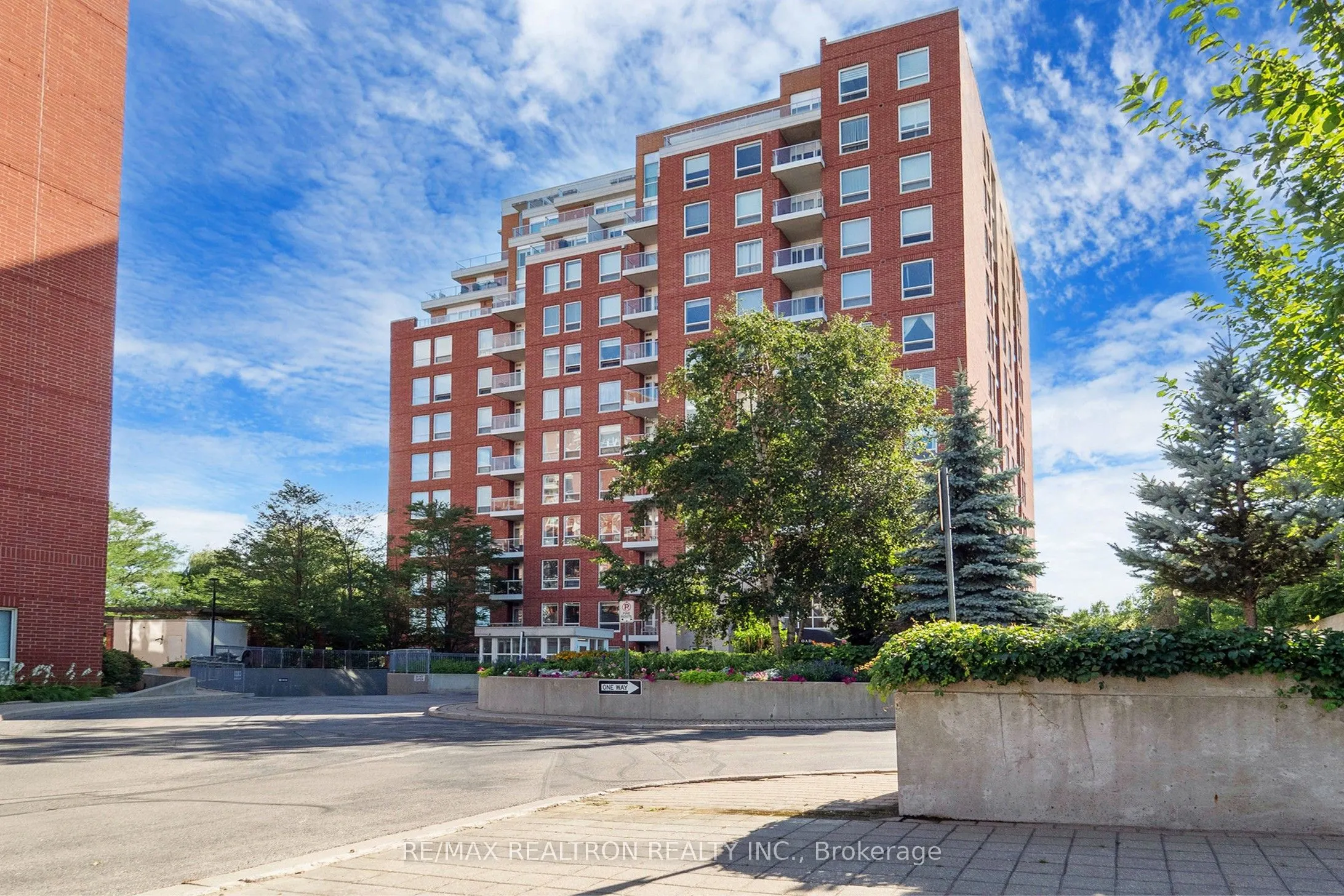40 Old Mill Road, #303