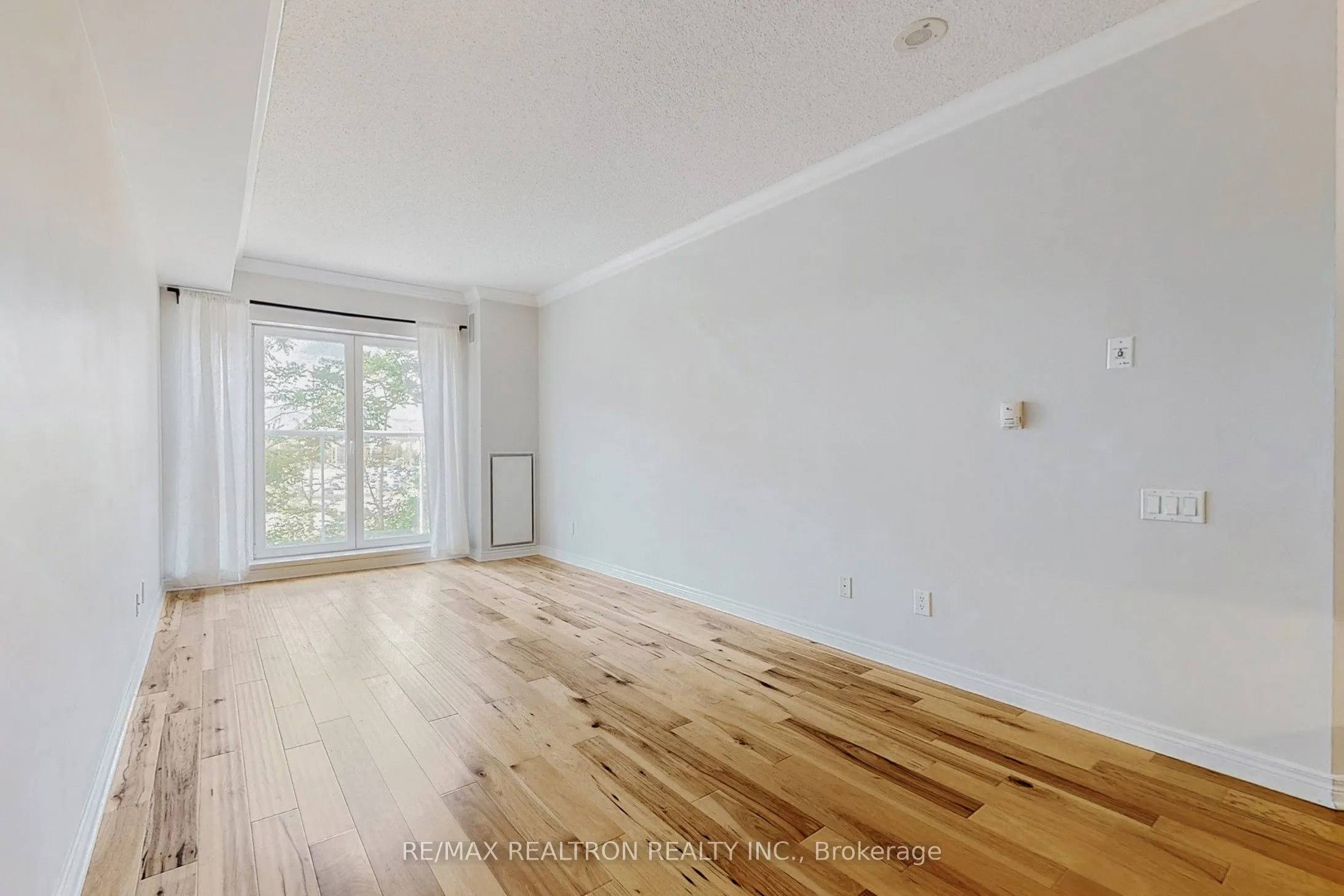 40 Old Mill Road, #303