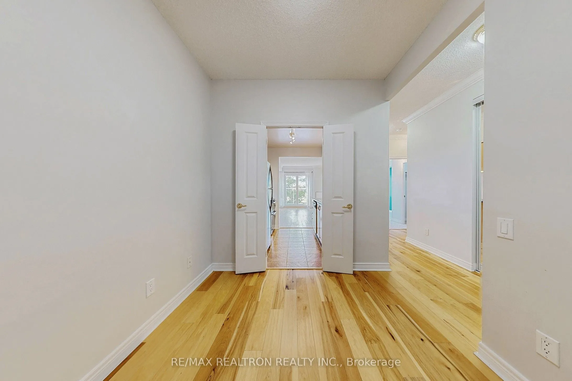 40 Old Mill Road, #303