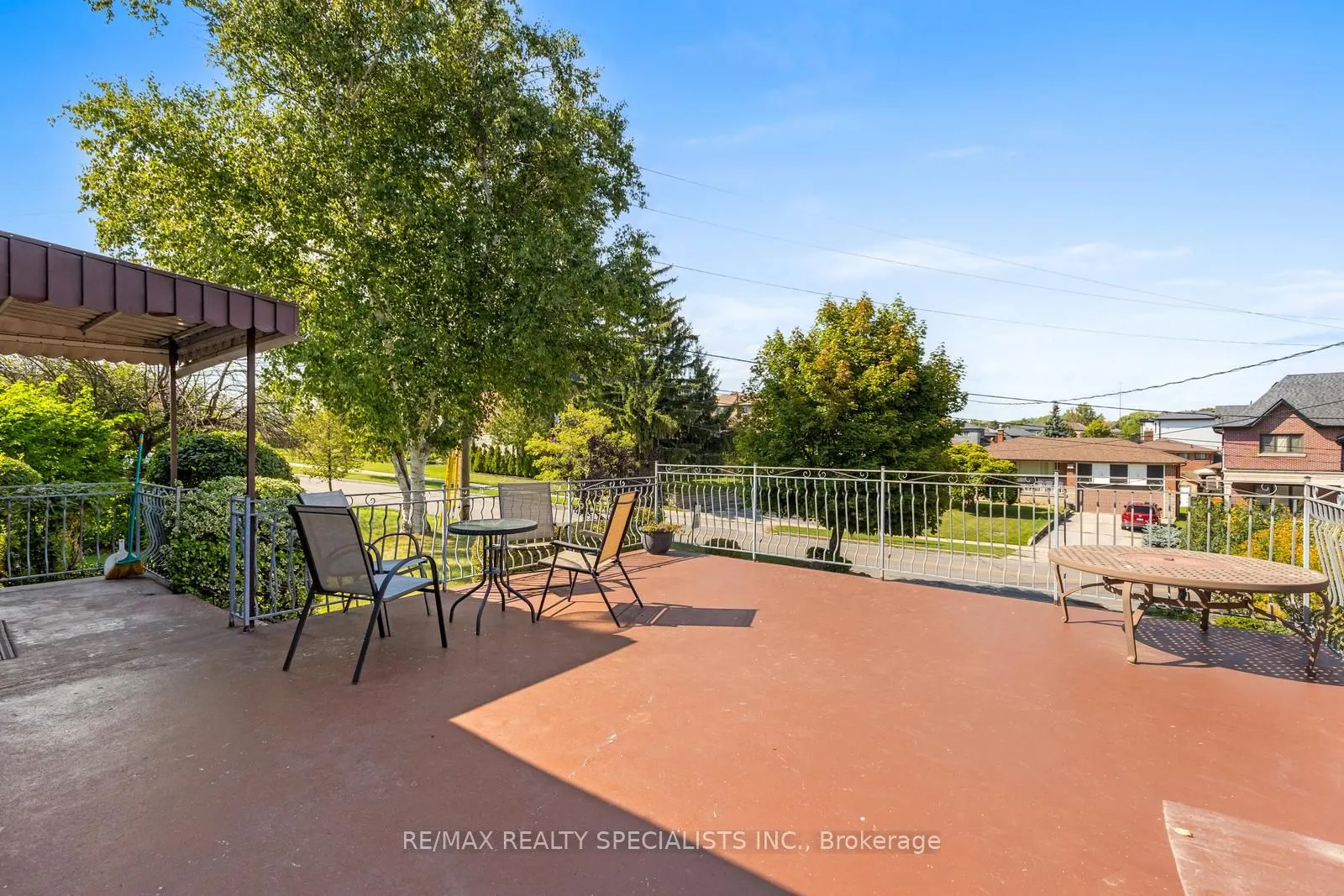 577 Rustic Road