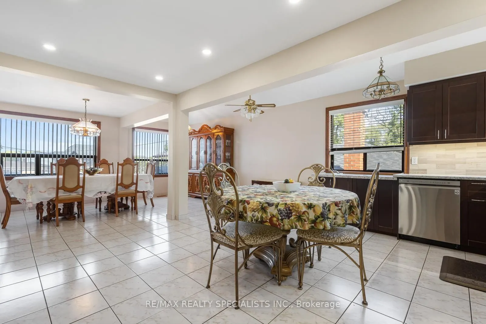 577 Rustic Road