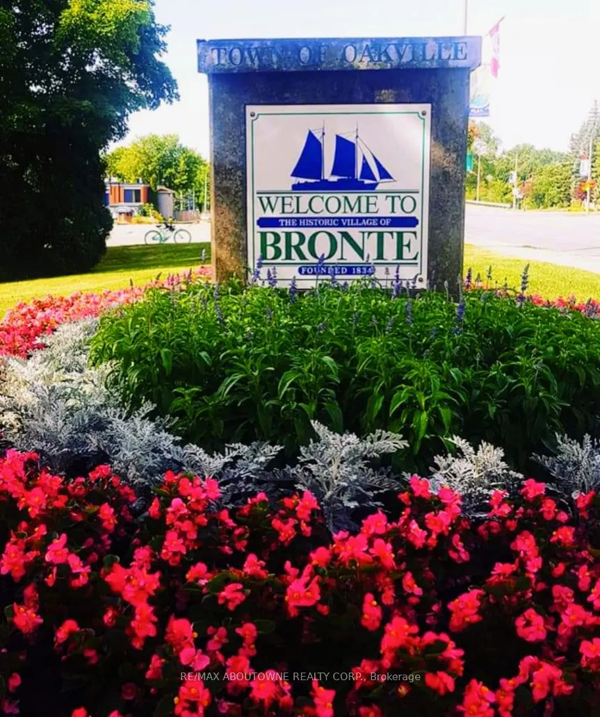125 Bronte Road, #APH2-04