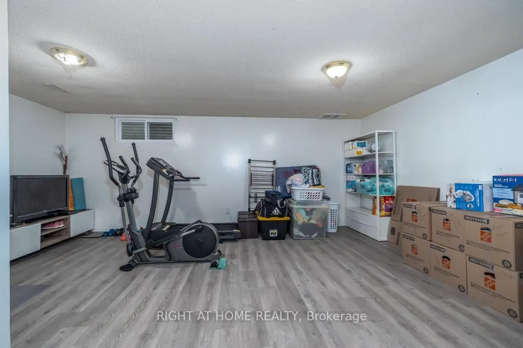 23 Four Winds Drive, #13