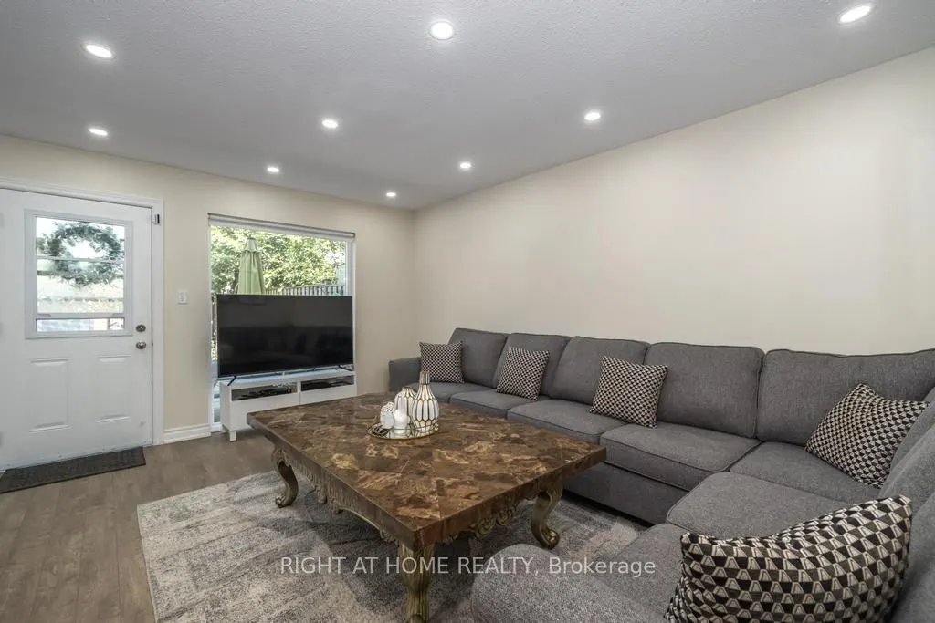 23 Four Winds Drive, #13