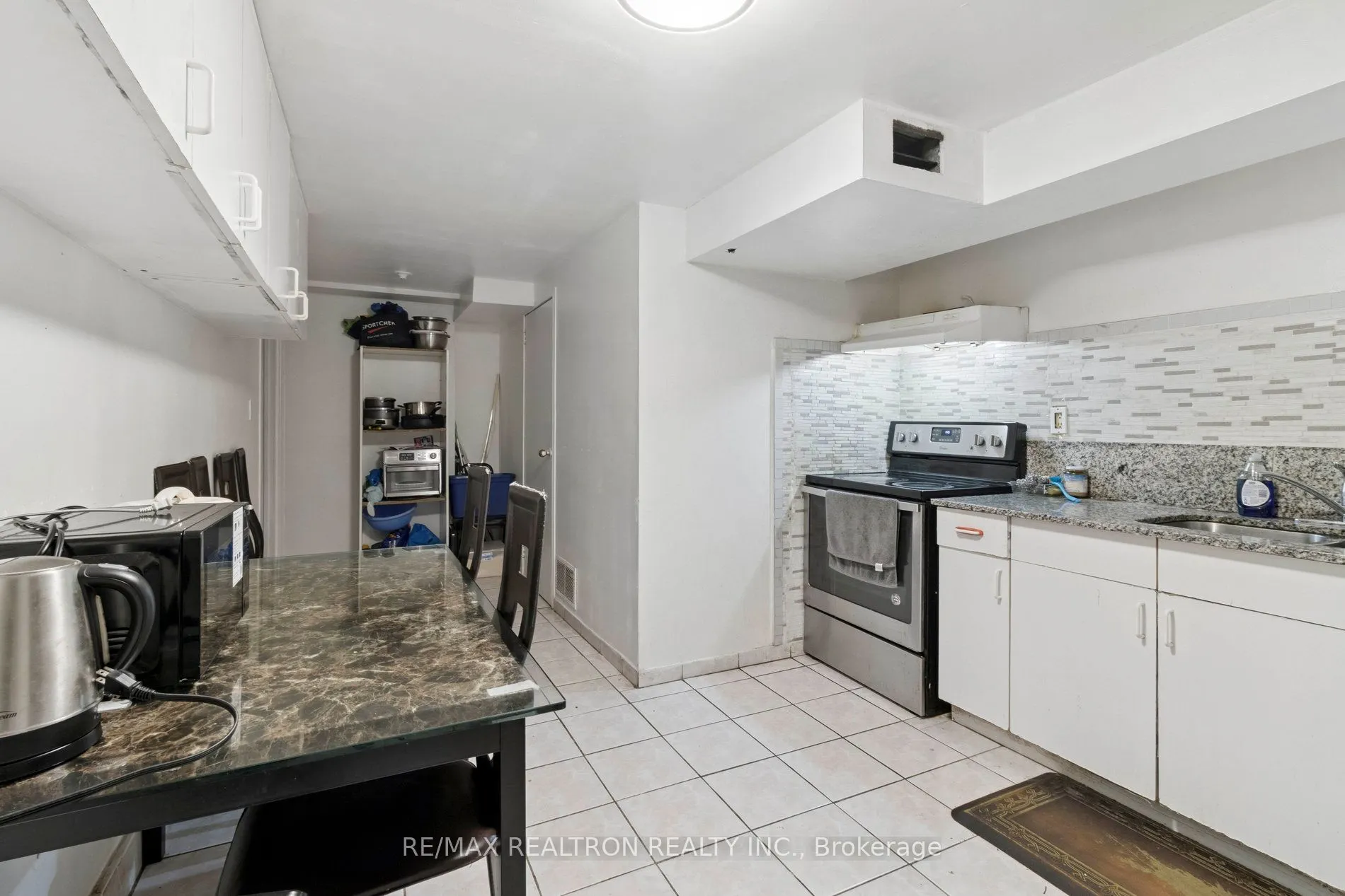 76 Ruthmar Crescent