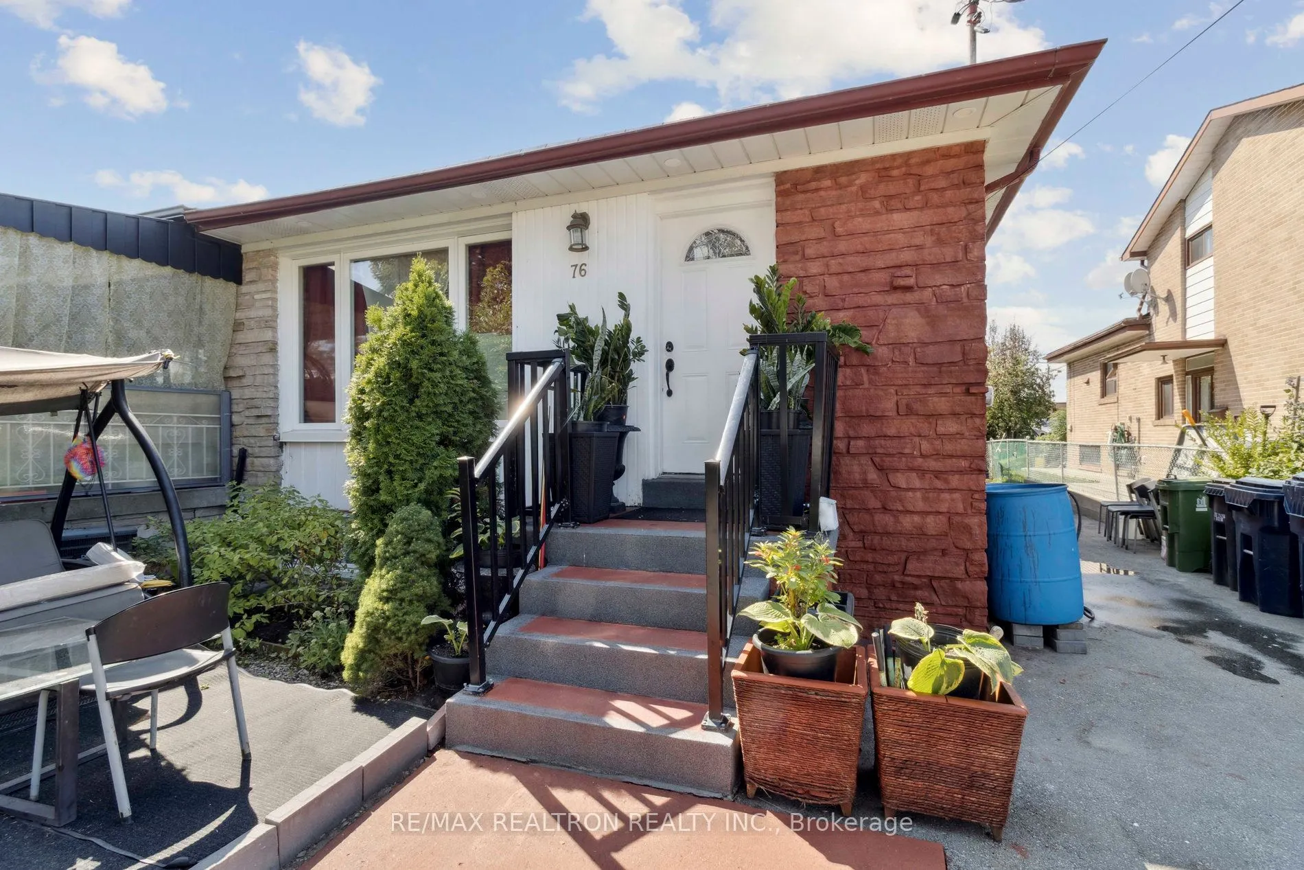 76 Ruthmar Crescent