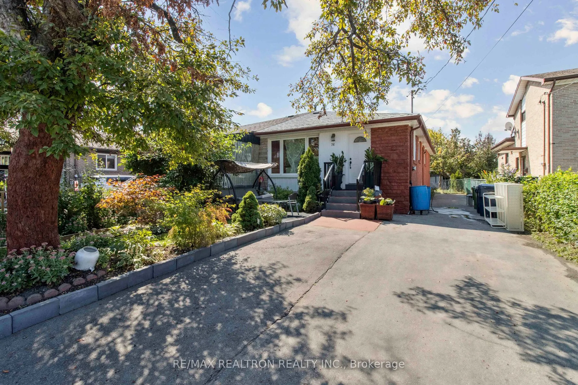 76 Ruthmar Crescent