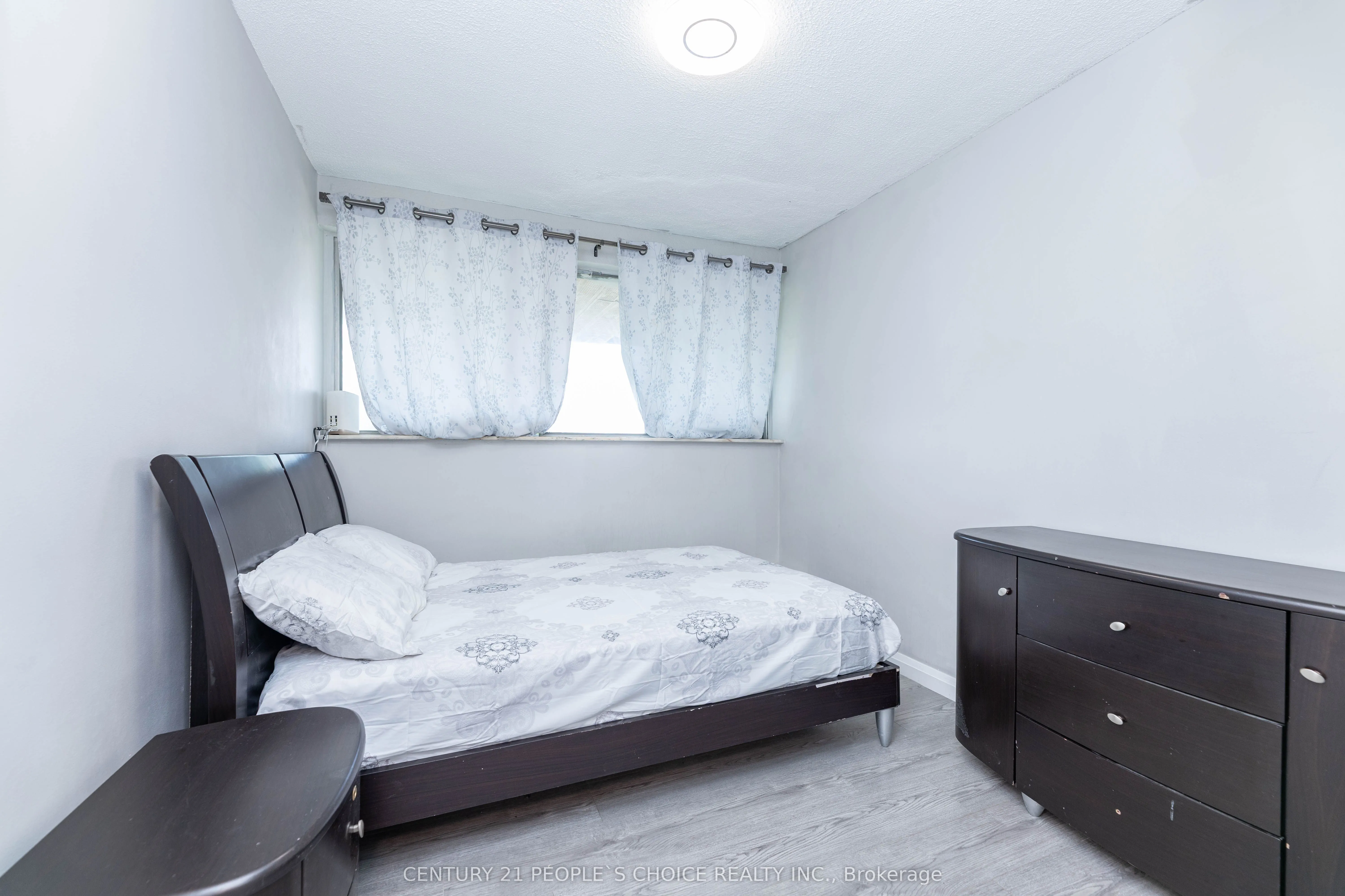 10 Eddystone Avenue, #111