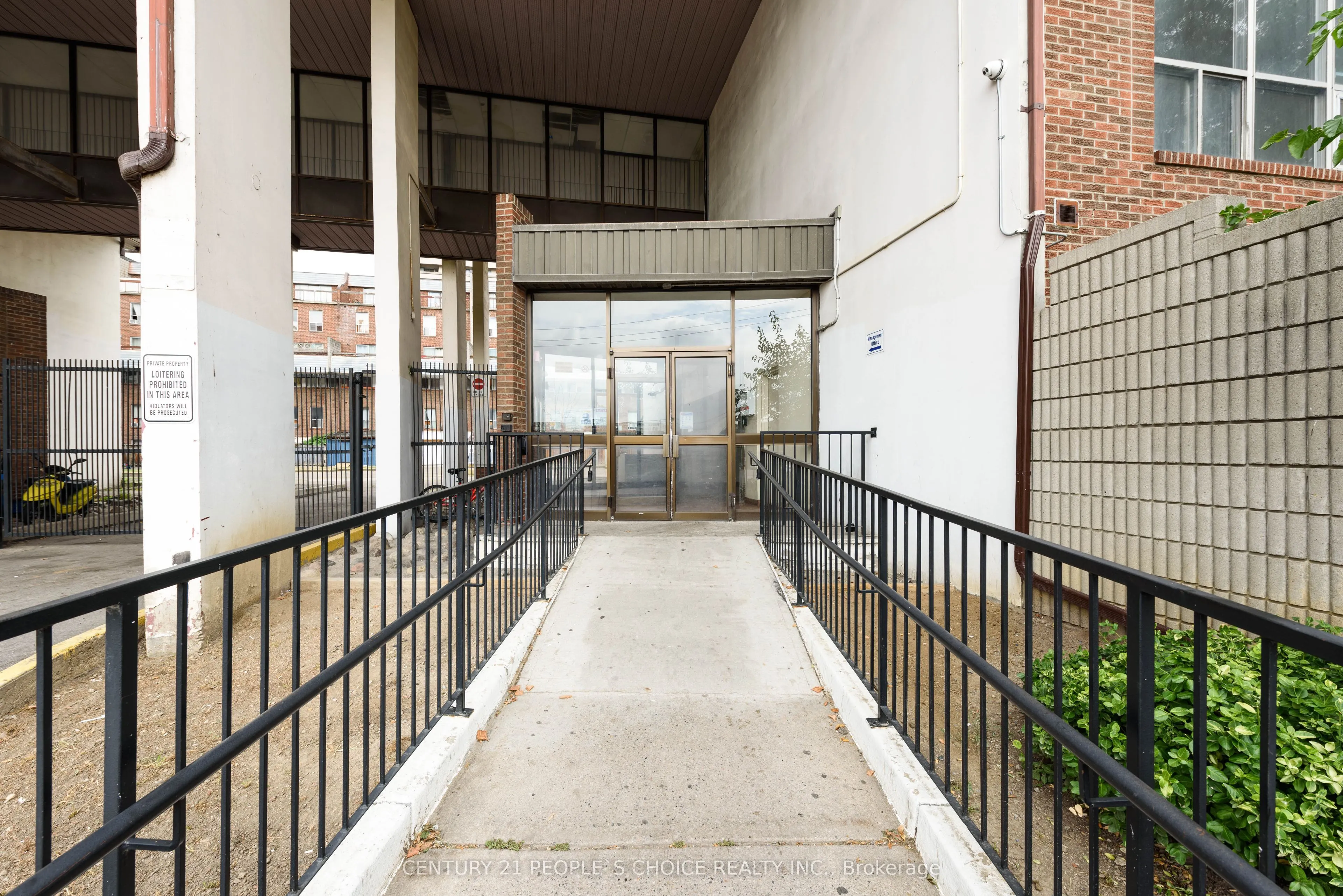 10 Eddystone Avenue, #111