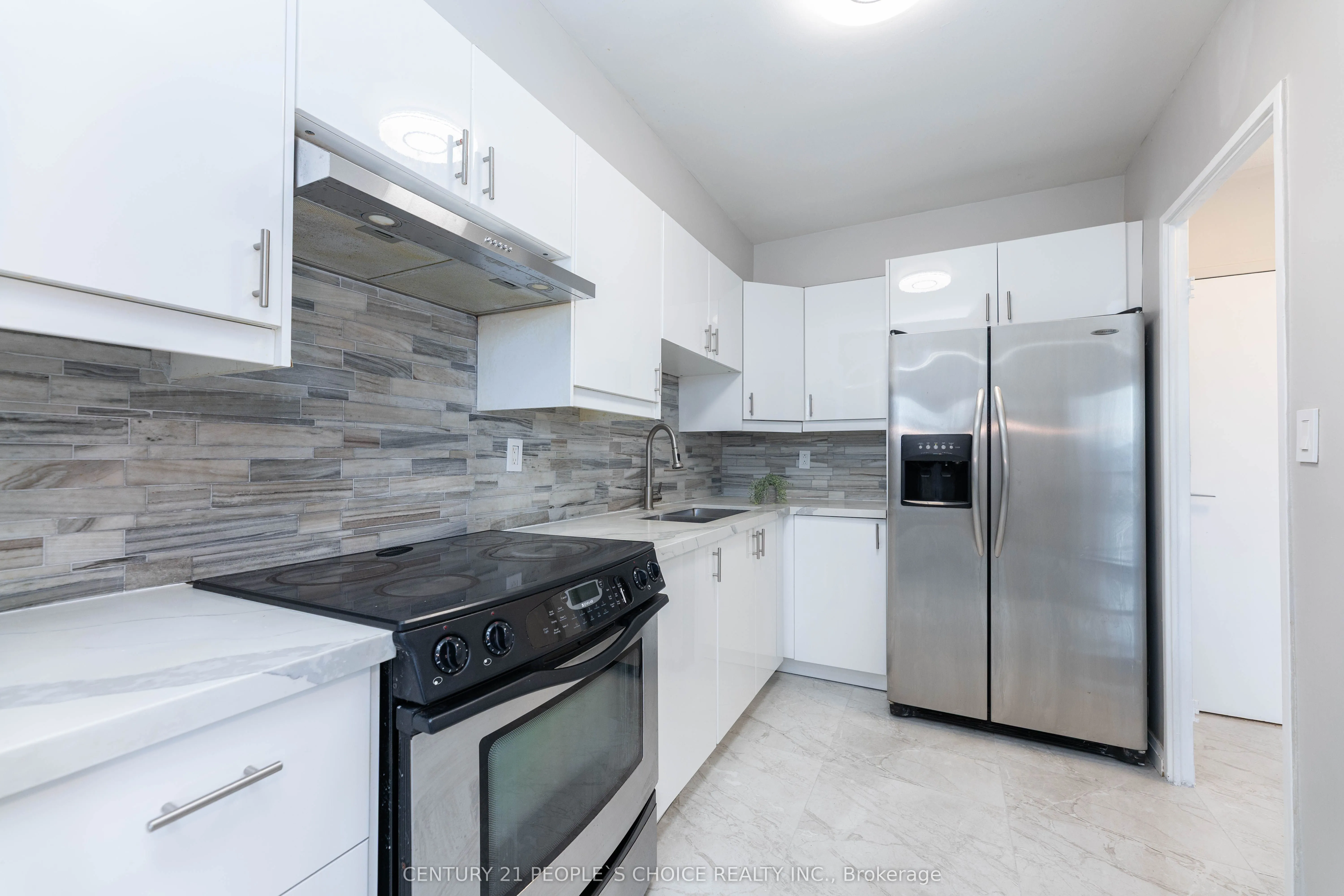 10 Eddystone Avenue, #111