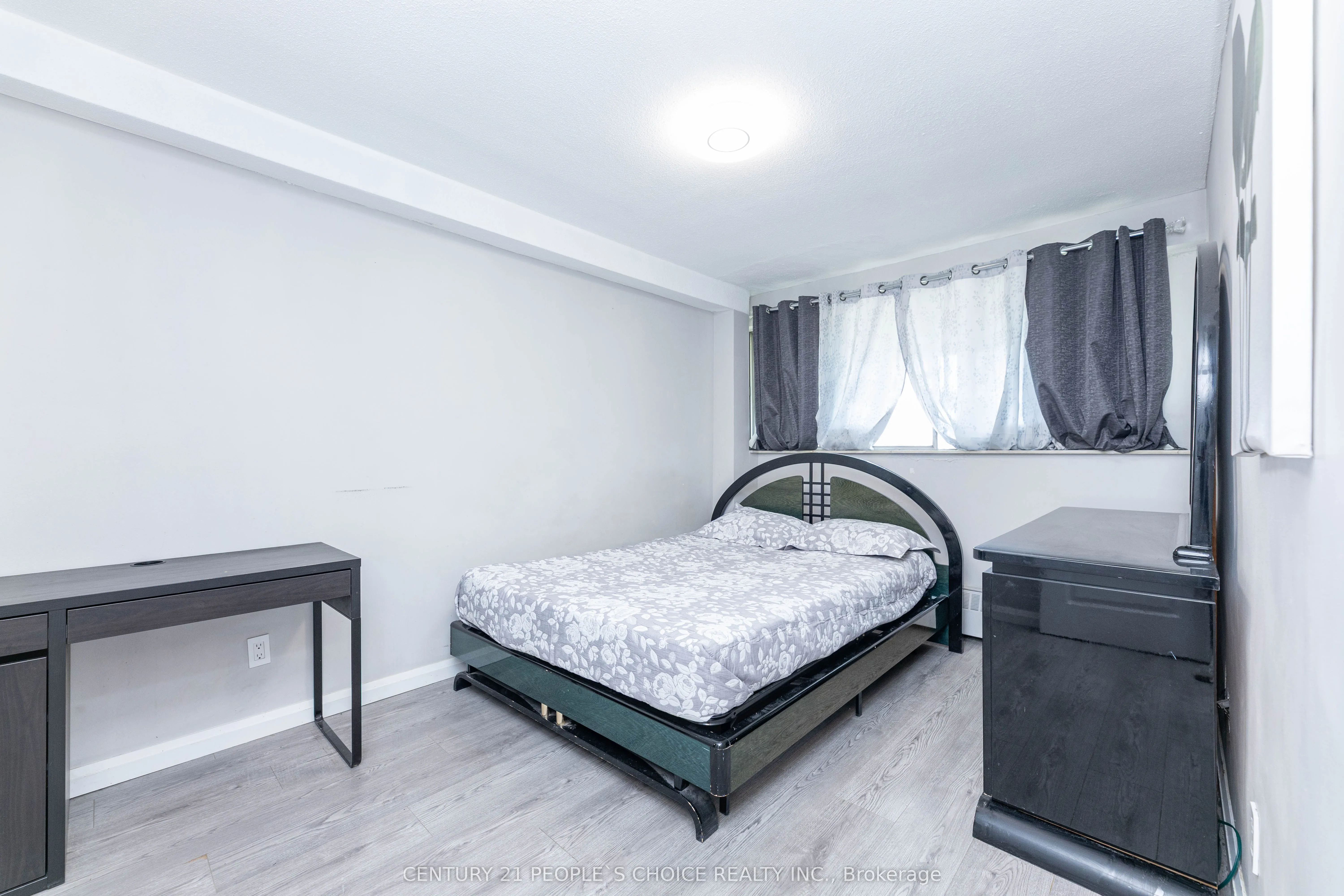 10 Eddystone Avenue, #111