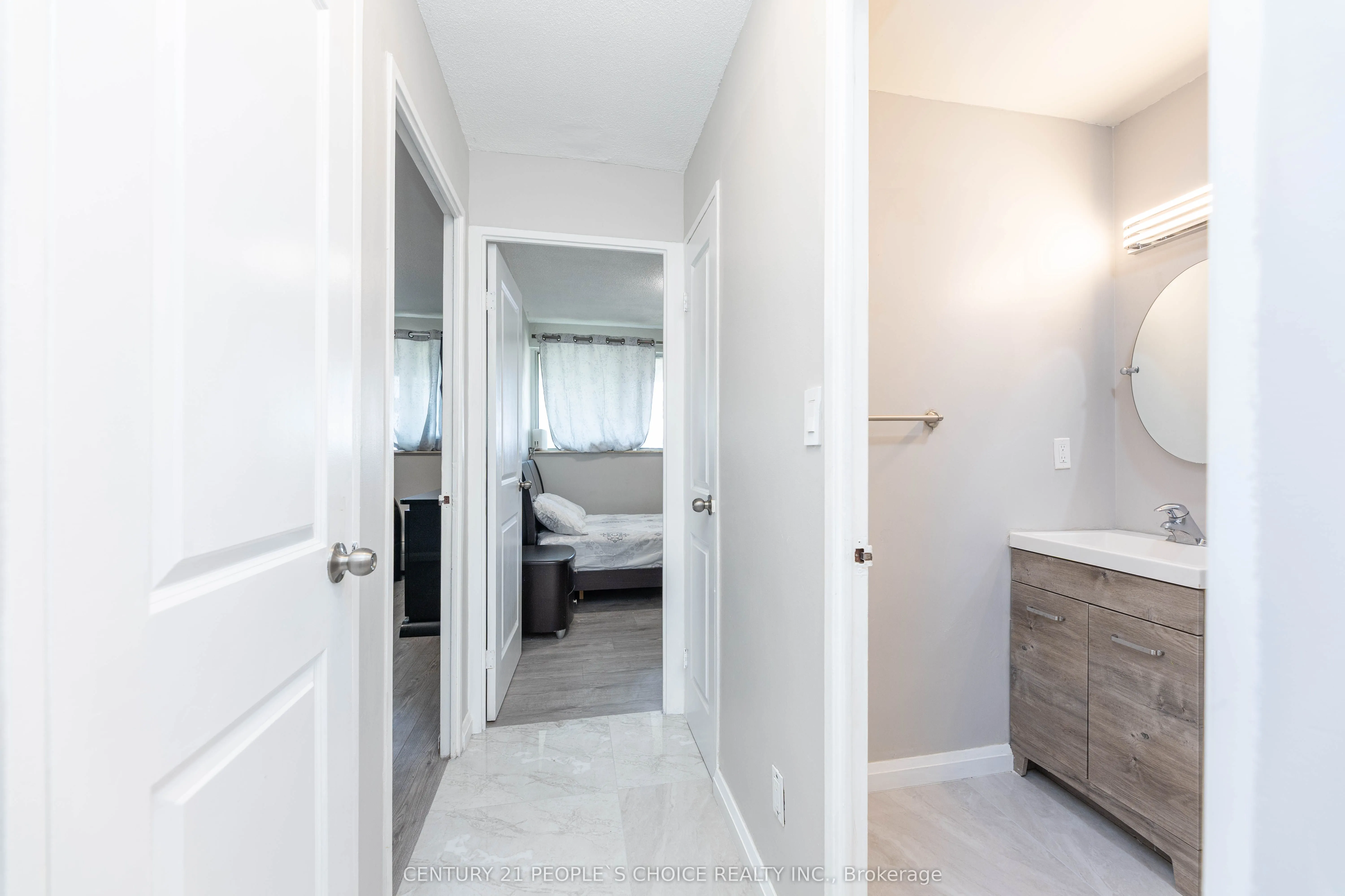10 Eddystone Avenue, #111
