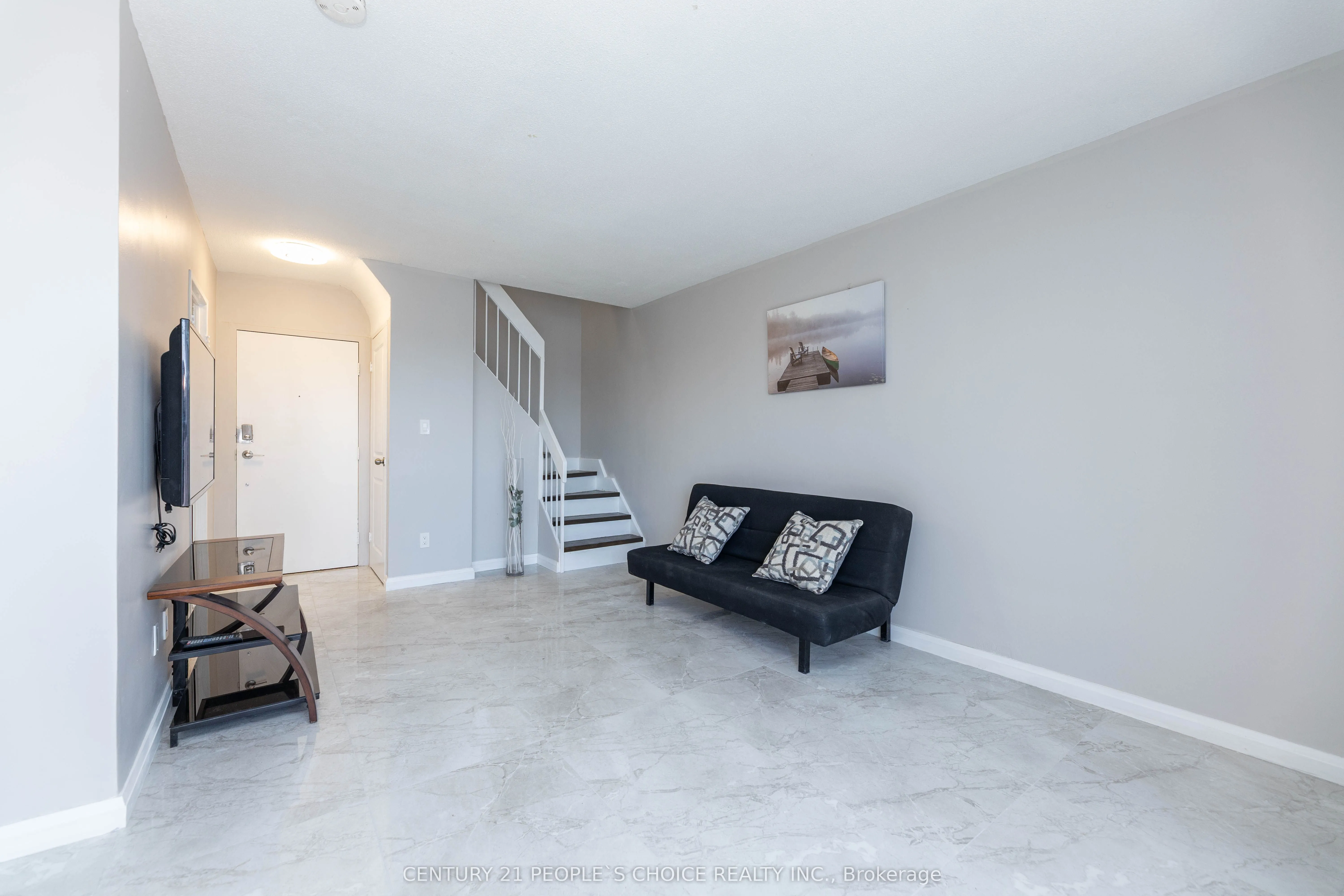10 Eddystone Avenue, #111