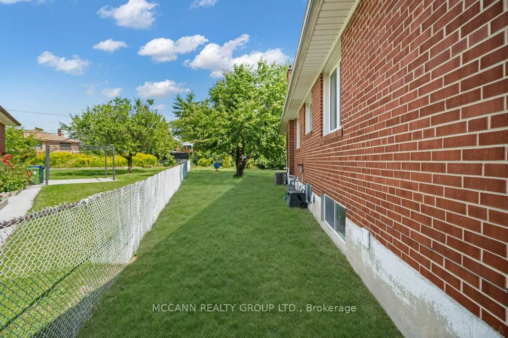 7 Carswell Place