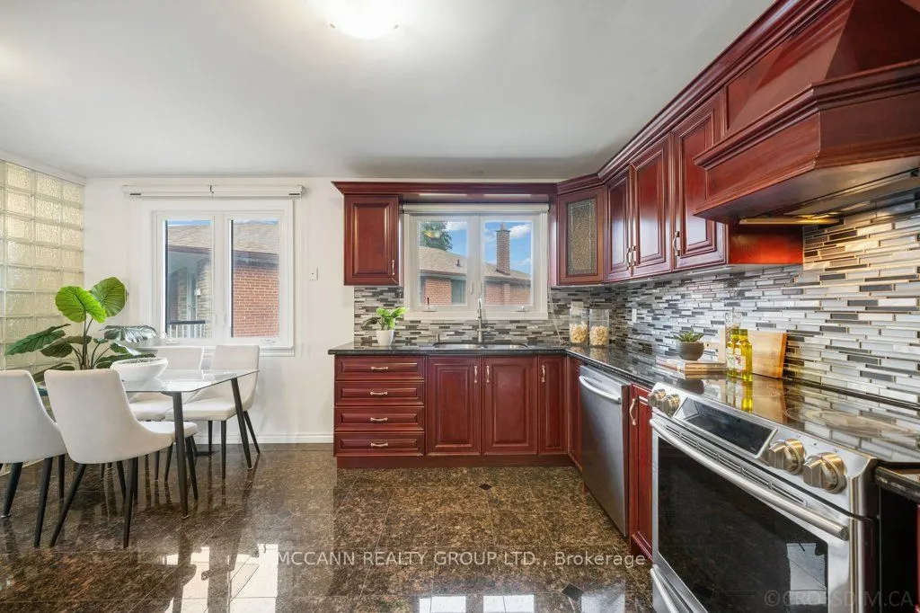7 Carswell Place