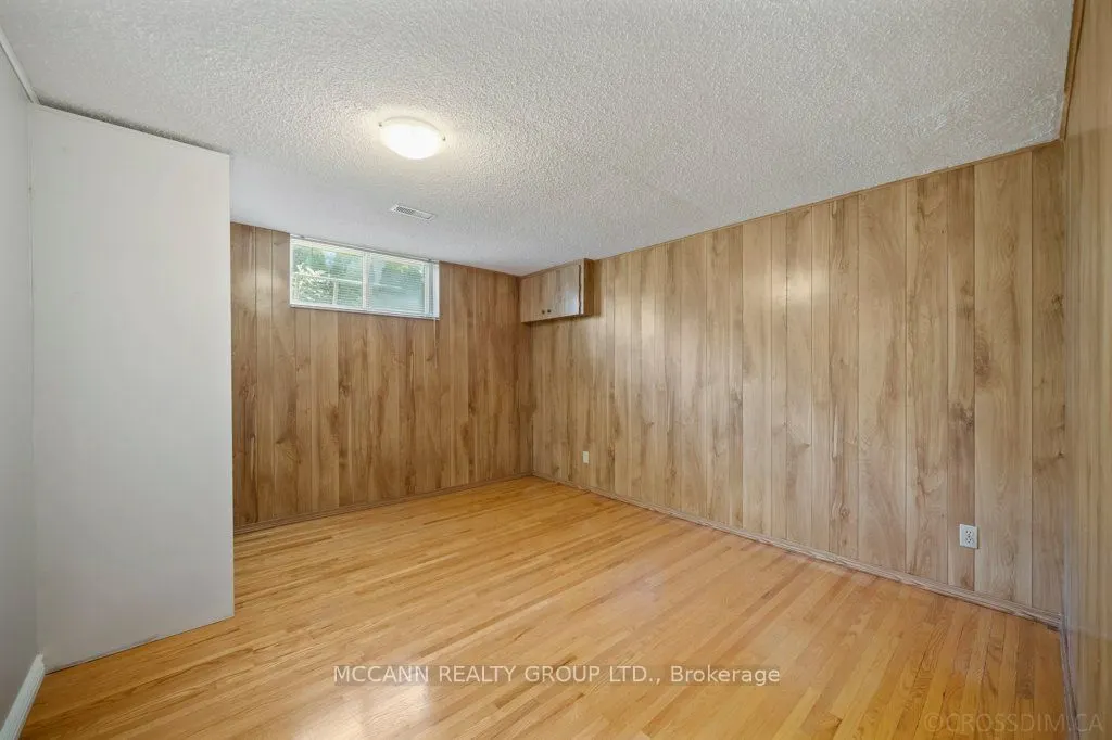 7 Carswell Place