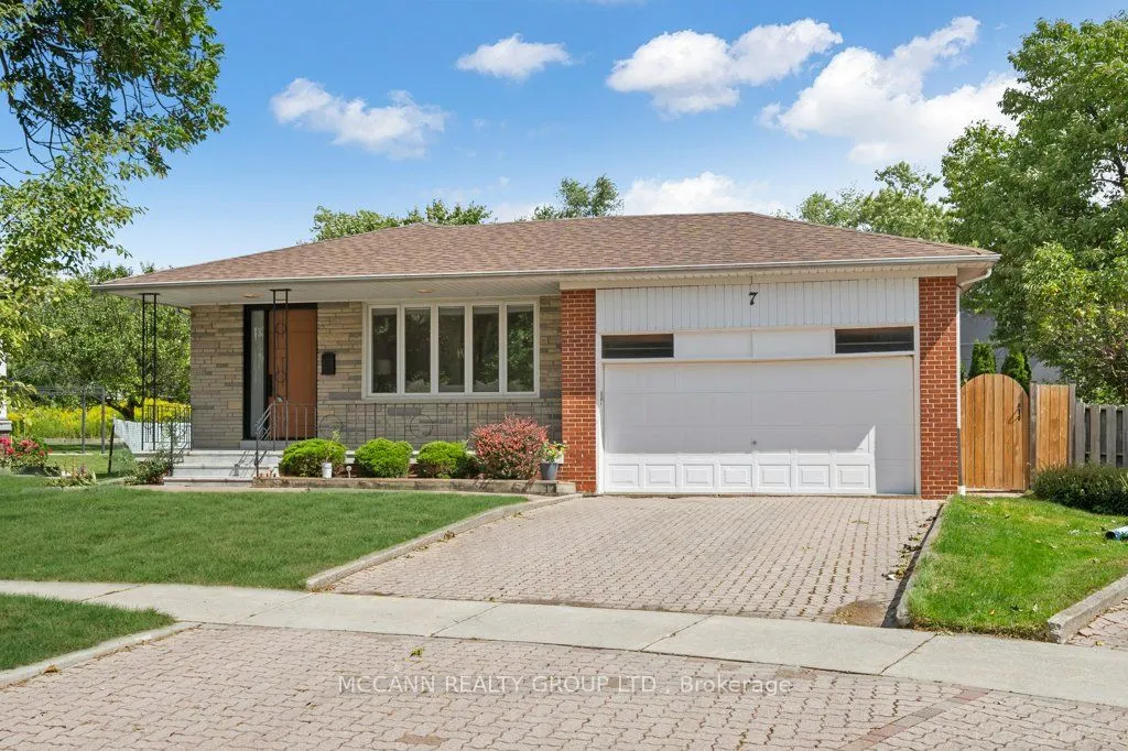 7 Carswell Place