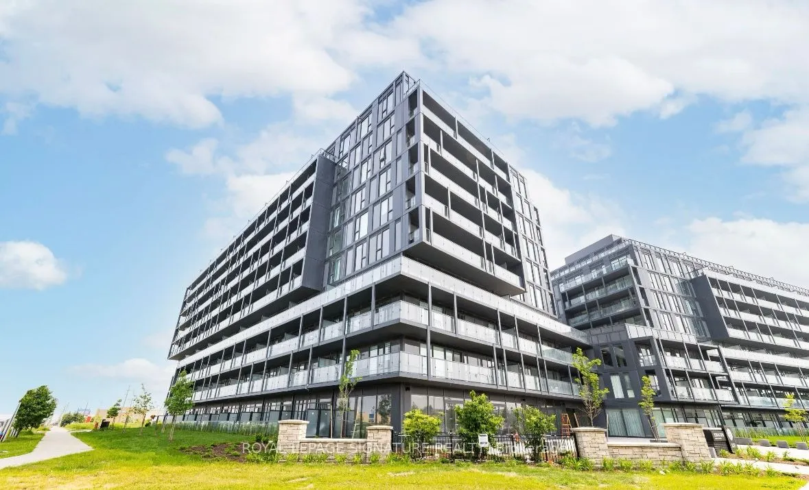 3200 Dakota Common, #B404