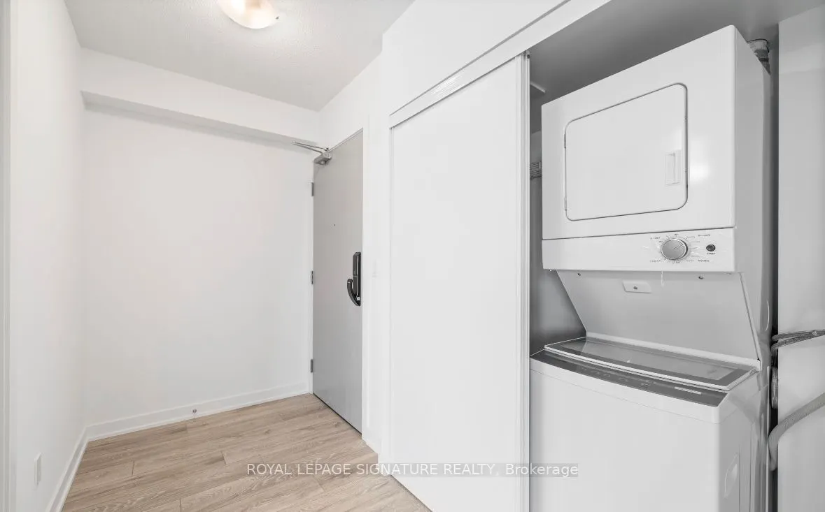 3200 Dakota Common, #B404