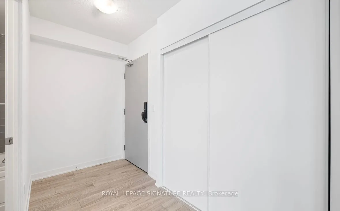 3200 Dakota Common, #B404