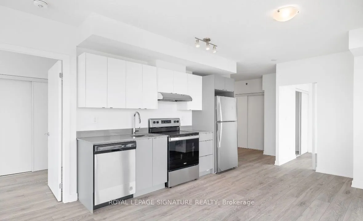 3200 Dakota Common, #B404